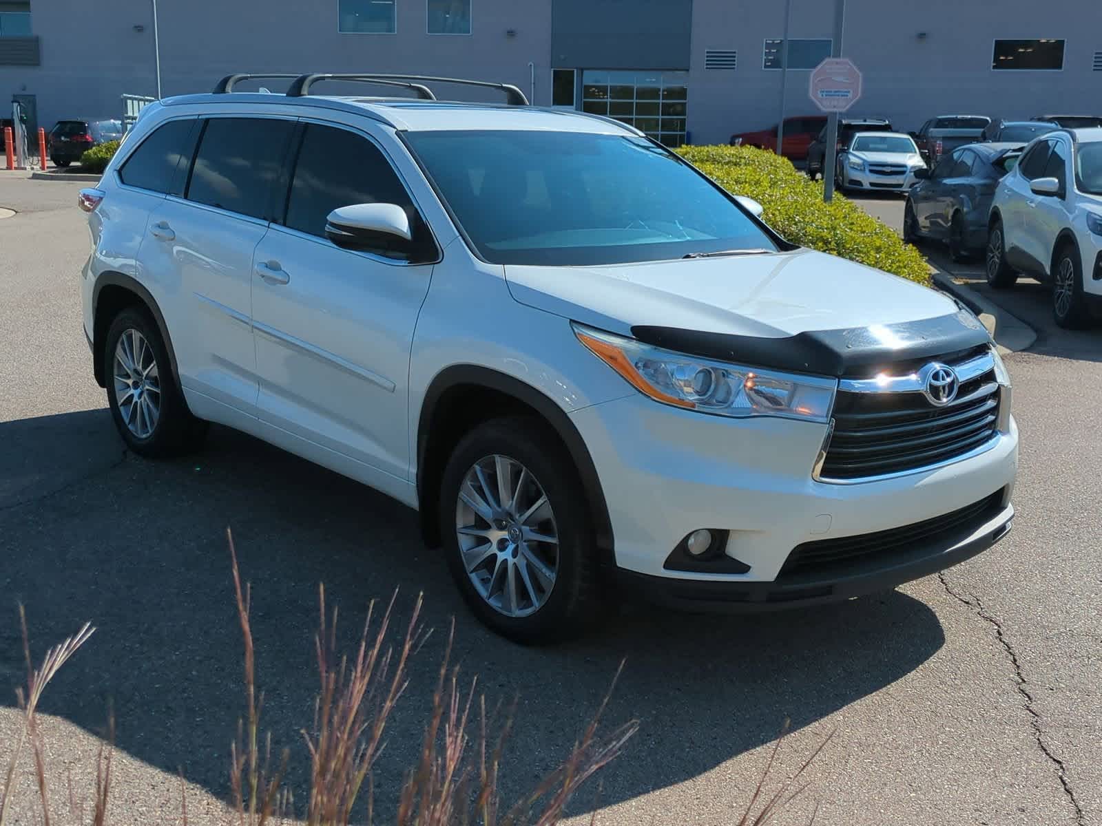 Thumbnail: 2014 Toyota Highlander - 2