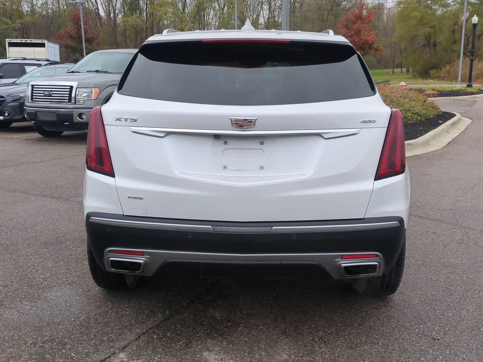 Thumbnail: 2023 Cadillac XT5 - 7