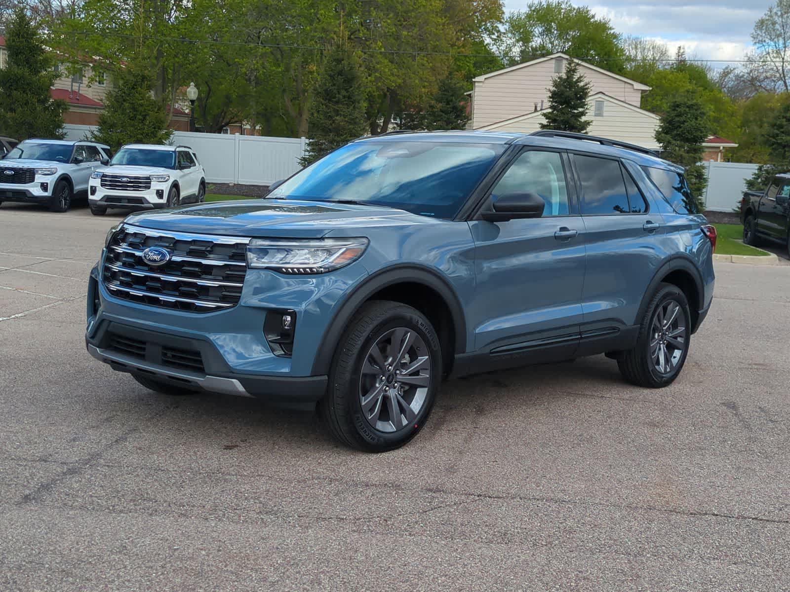Thumbnail: 2026 Ford Explorer - 4