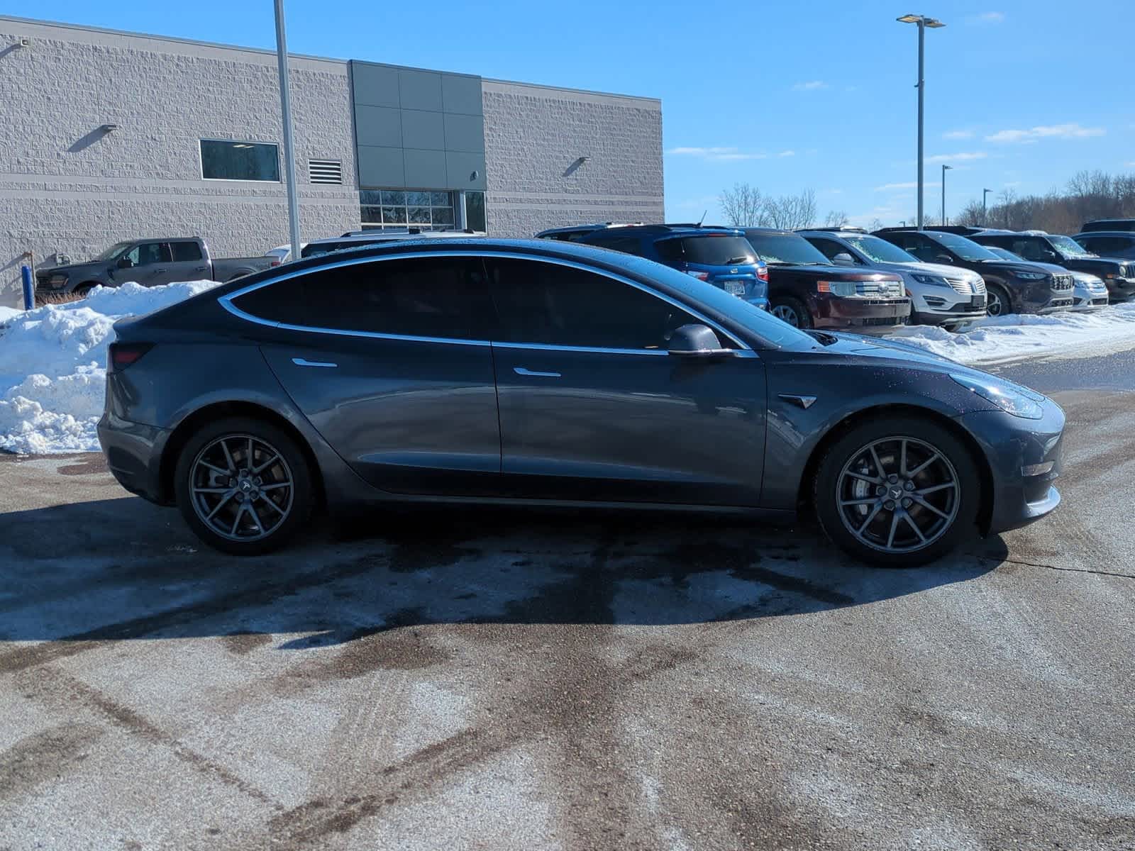 Thumbnail: 2018 Tesla Model 3 - 9