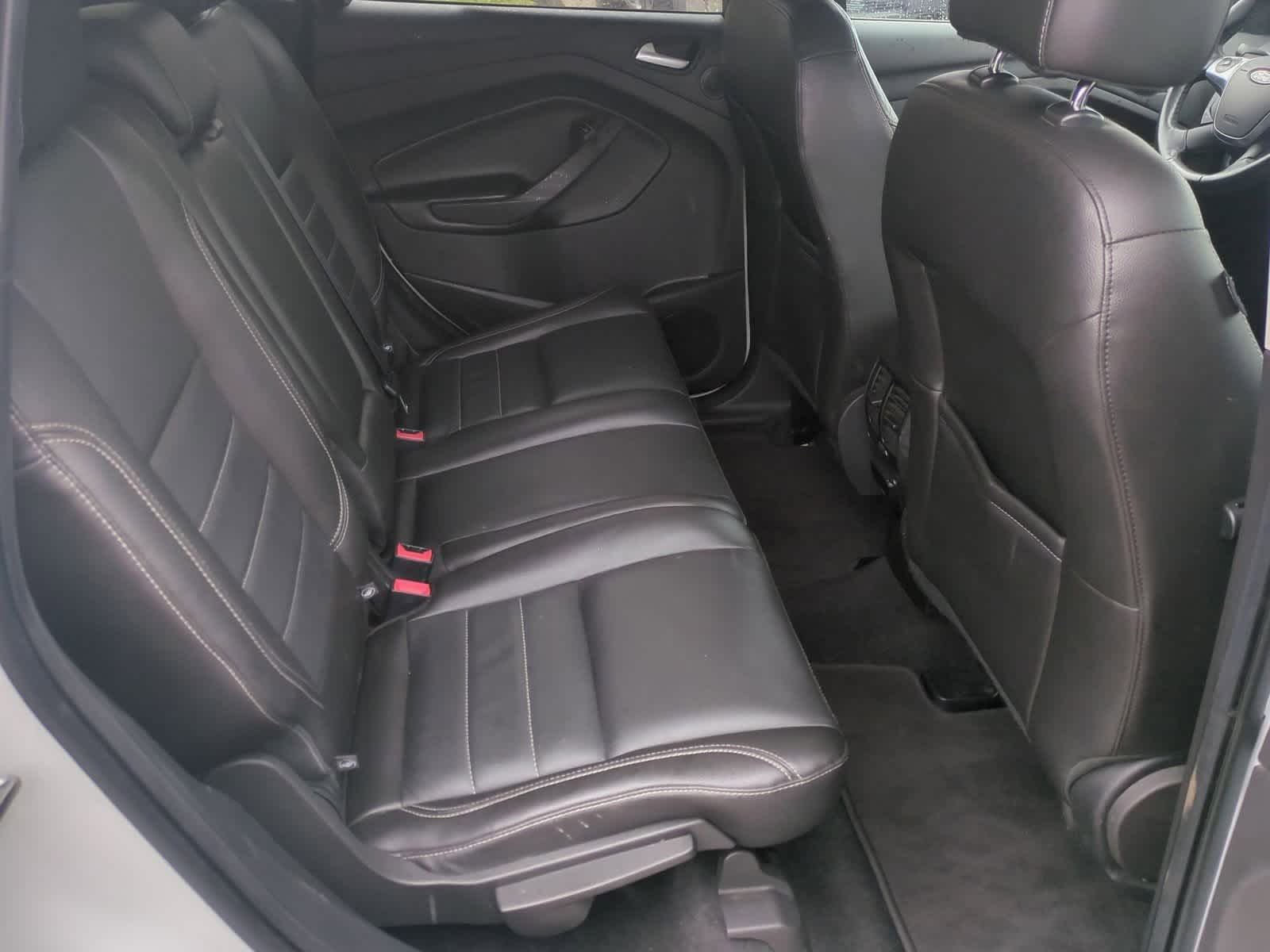Thumbnail: 2015 Ford Escape - 20