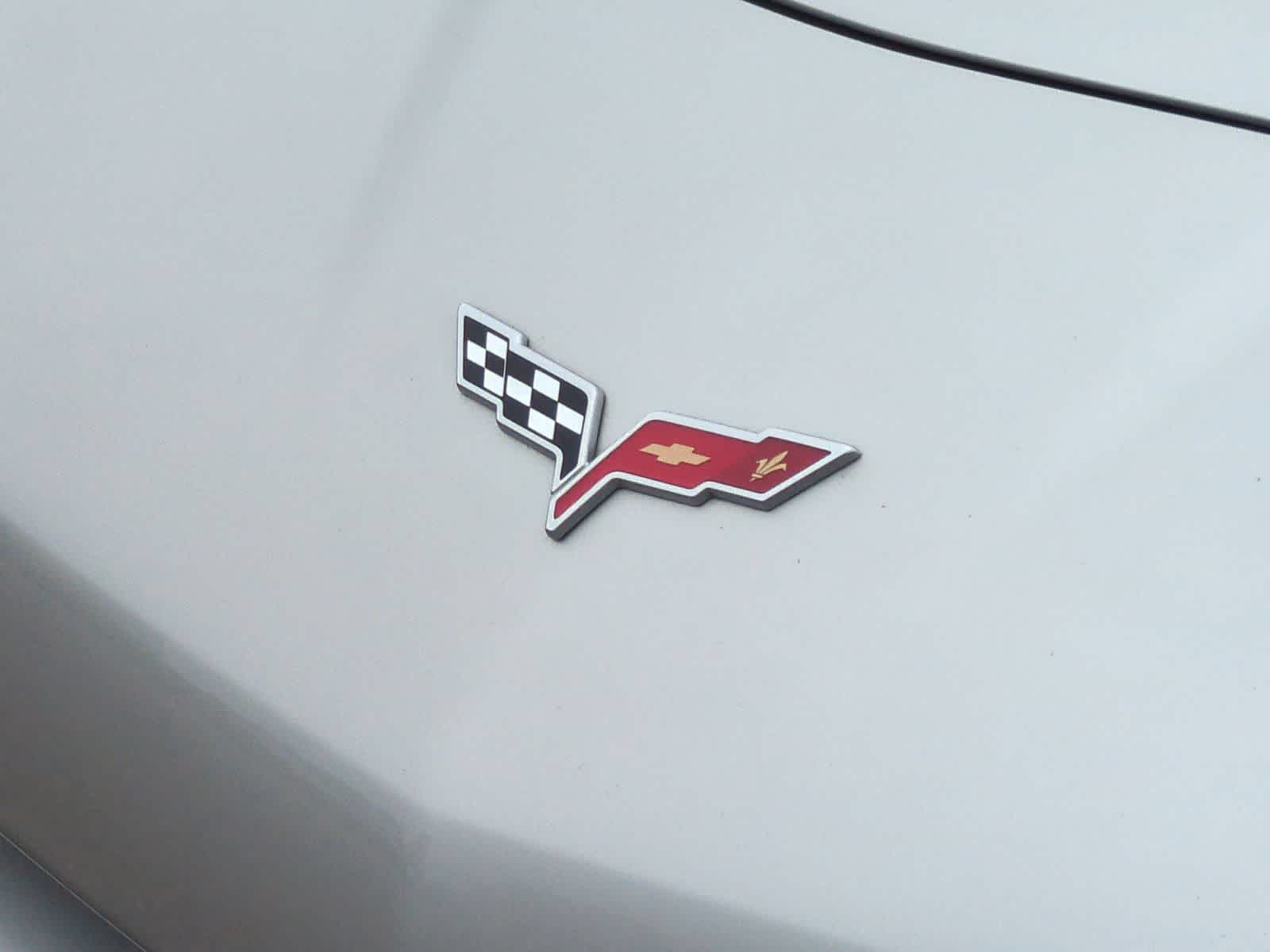 Thumbnail: 2005 Chevrolet Corvette - 12