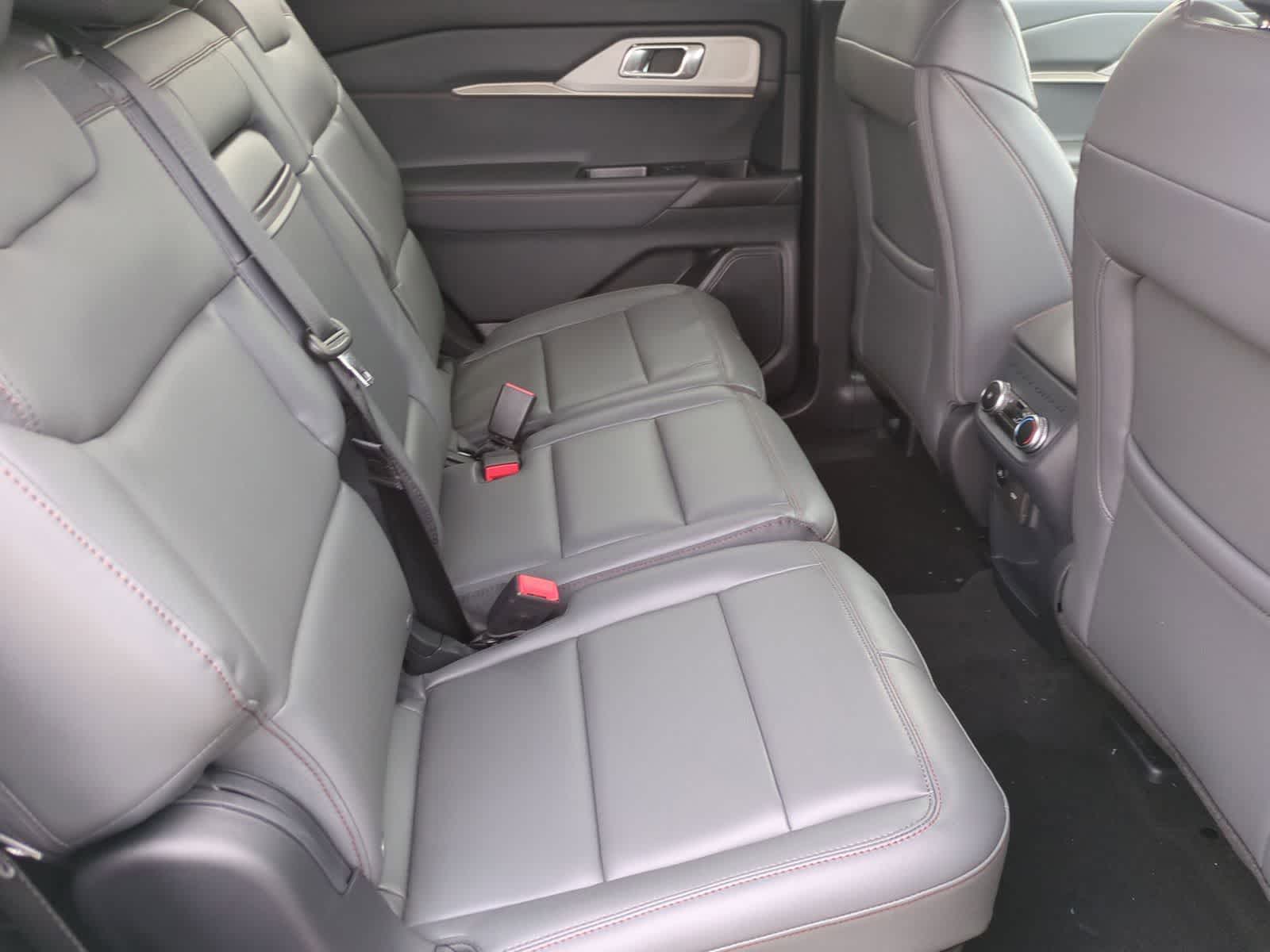 Thumbnail: 2026 Ford Explorer - 20