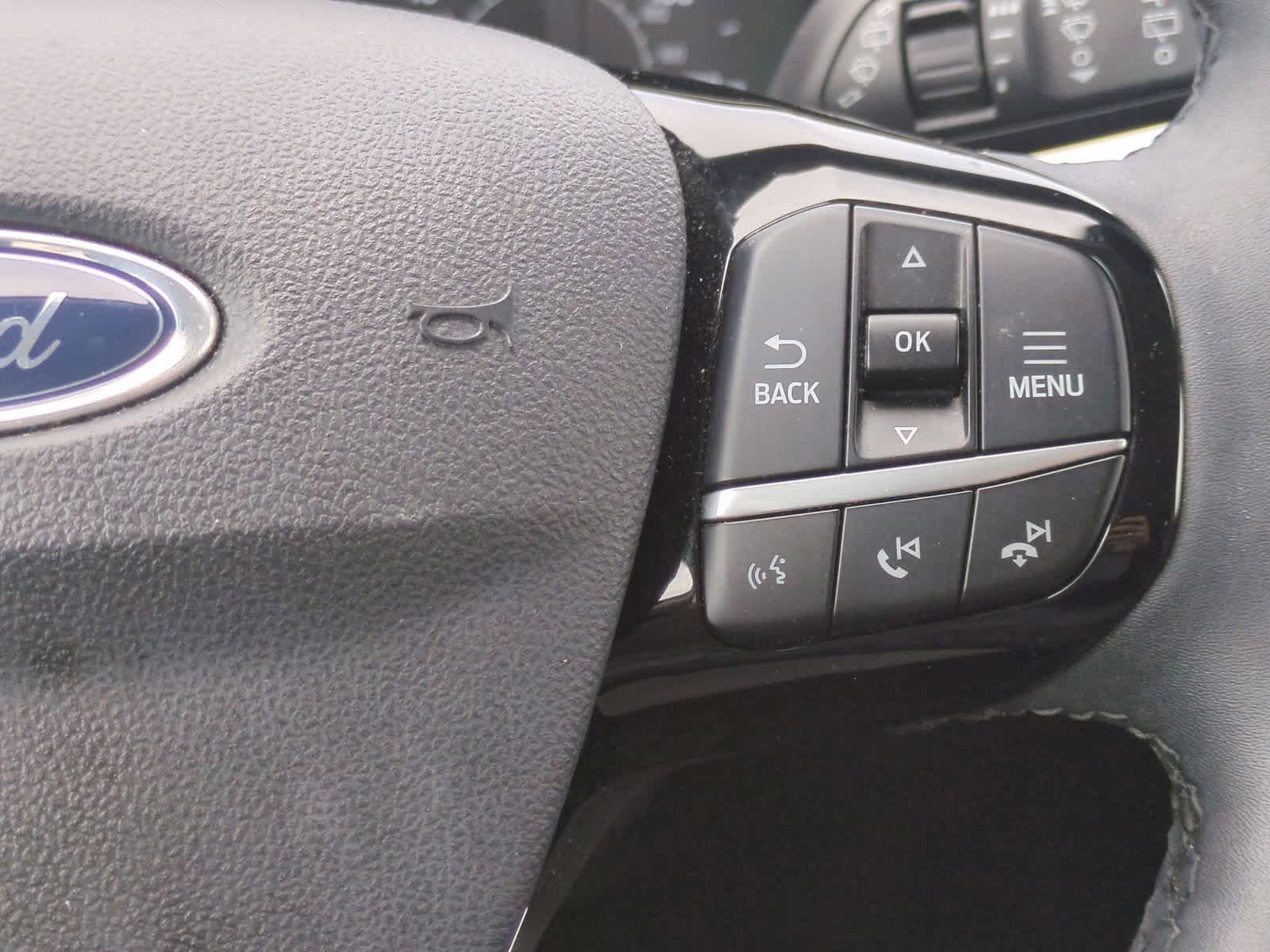 Thumbnail: 2022 Ford Escape - 24
