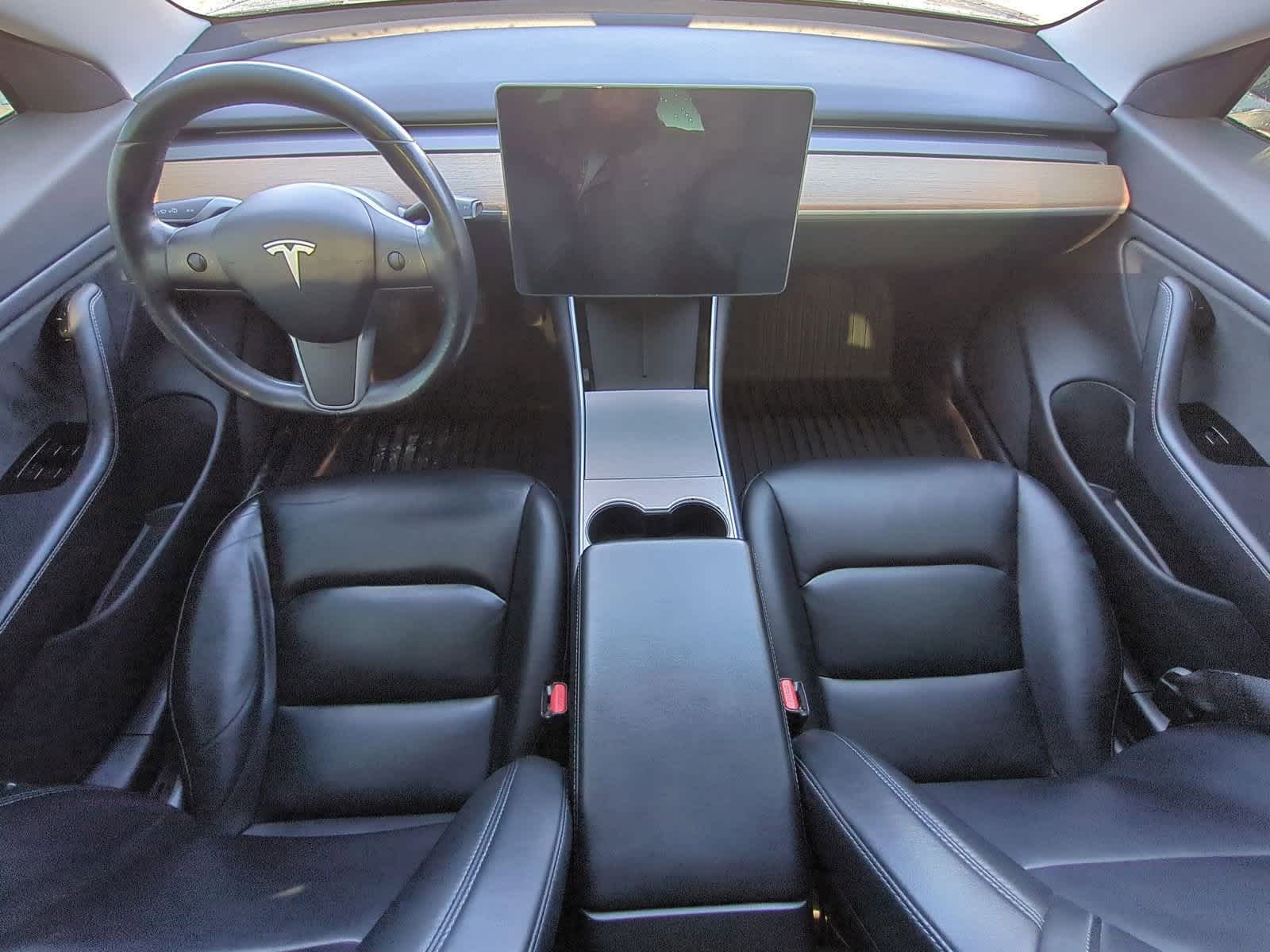 Thumbnail: 2018 Tesla Model 3 - 15