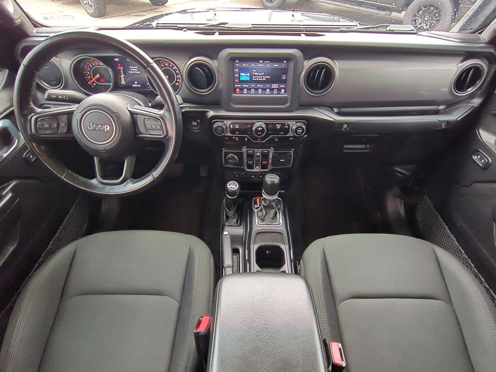 Thumbnail: 2021 Jeep Gladiator - 16