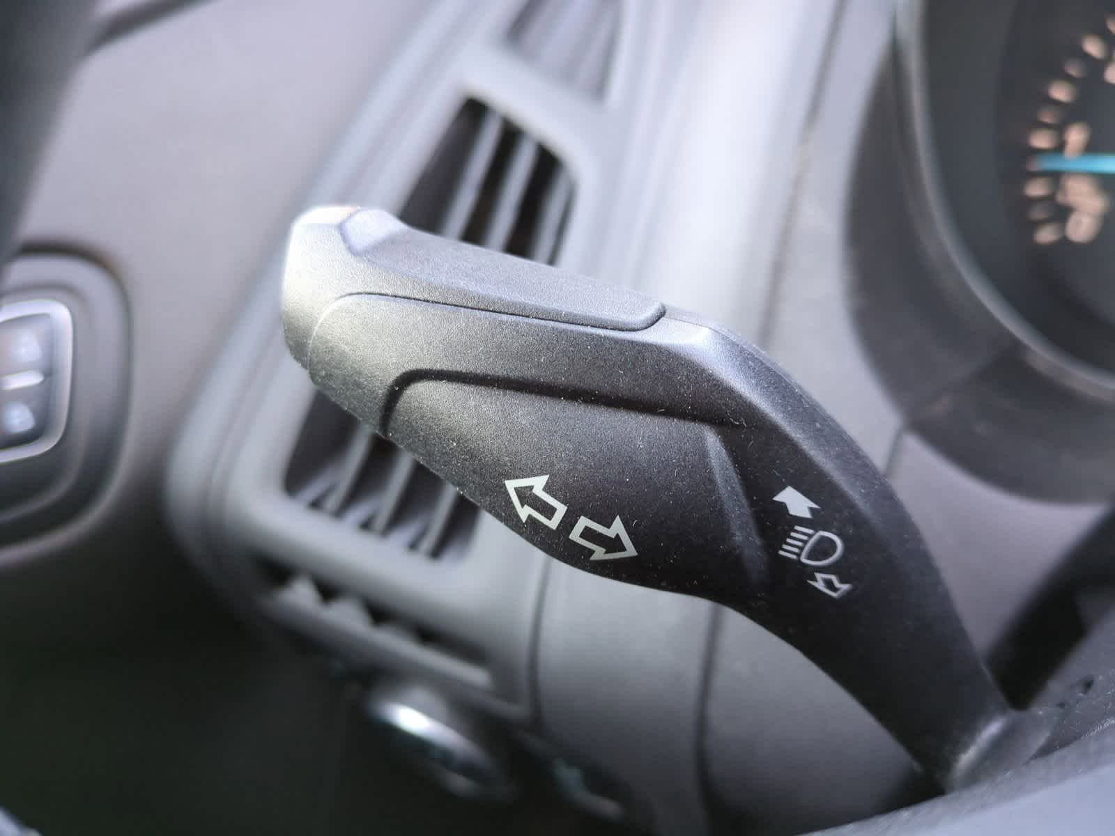 Thumbnail: 2015 Ford Focus - 26