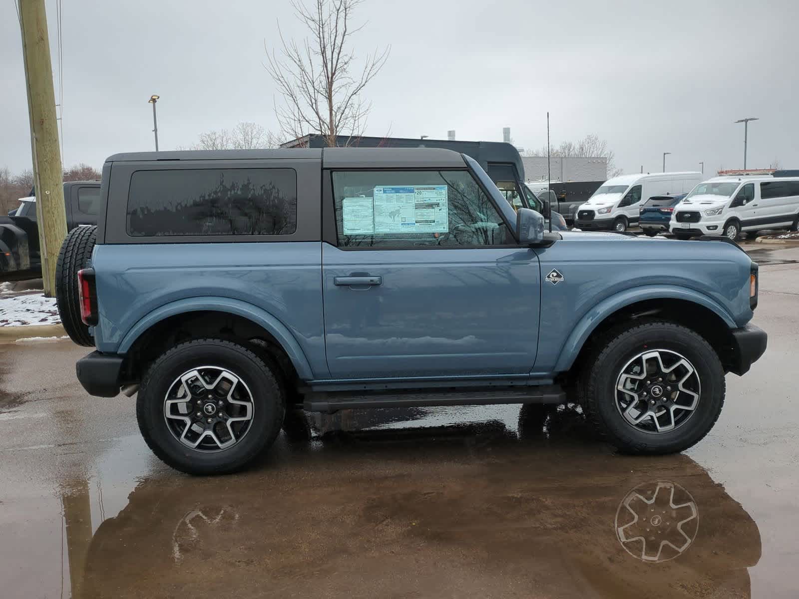 Thumbnail: 2023 Ford Bronco - 6