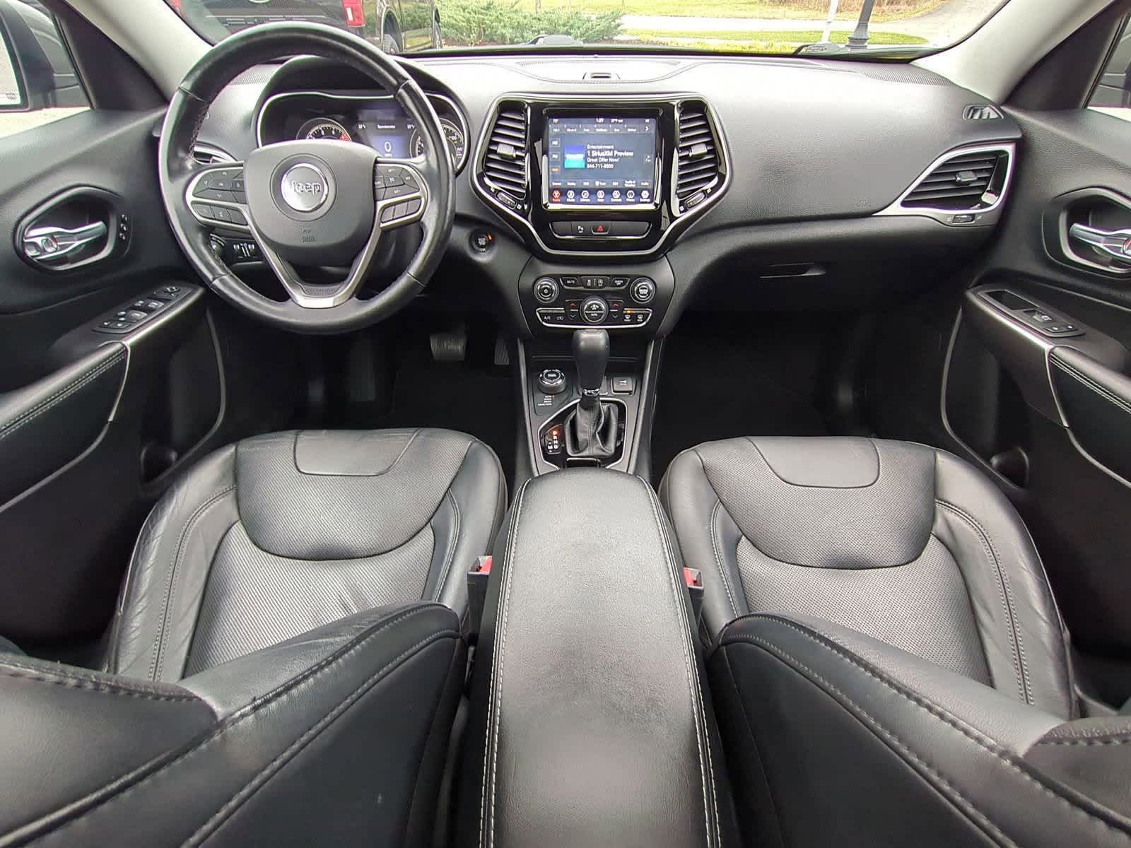 Thumbnail: 2020 Jeep Cherokee - 15