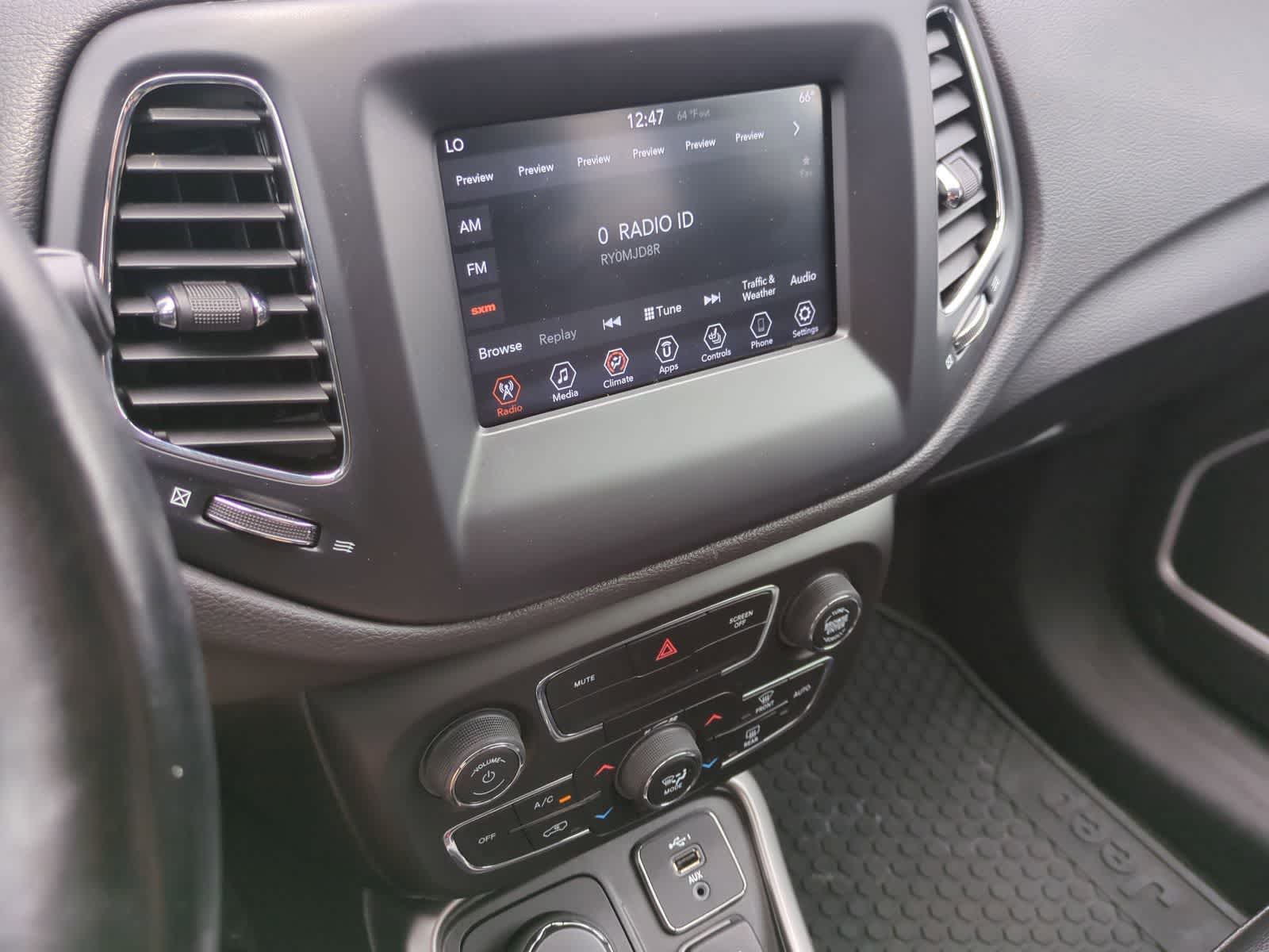 Thumbnail: 2021 Jeep Compass - 27