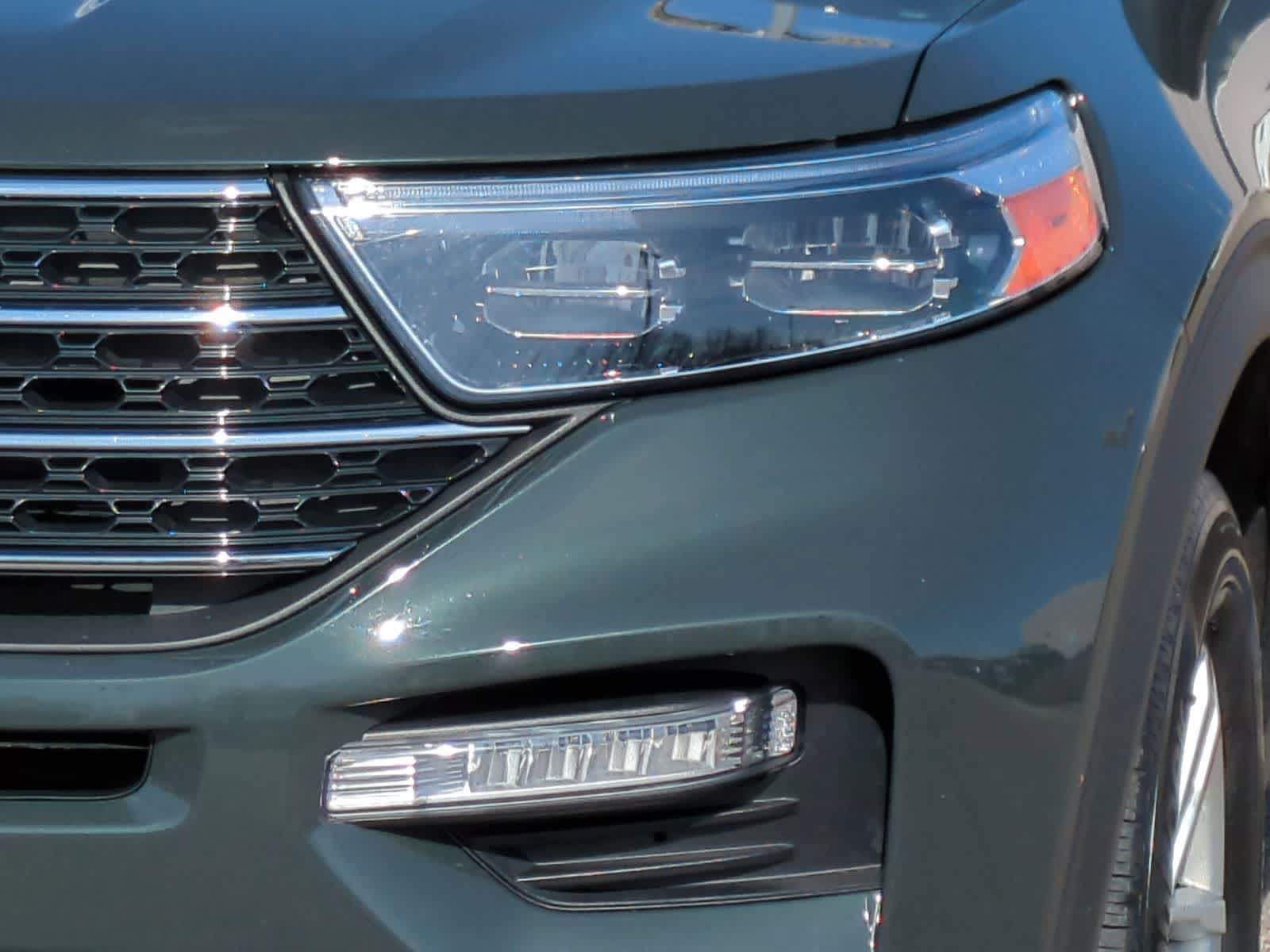 Thumbnail: 2023 Ford Explorer - 11