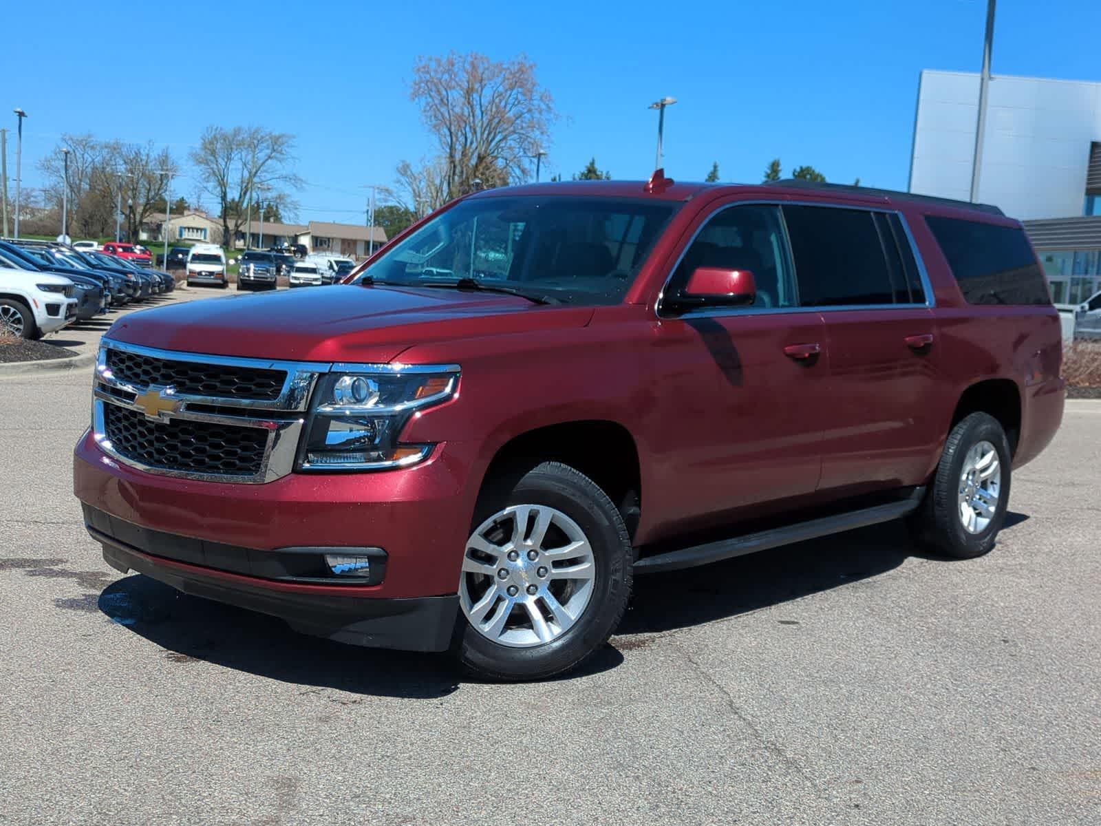 2019 Chevrolet Suburban LT -
                  Waterford, MI