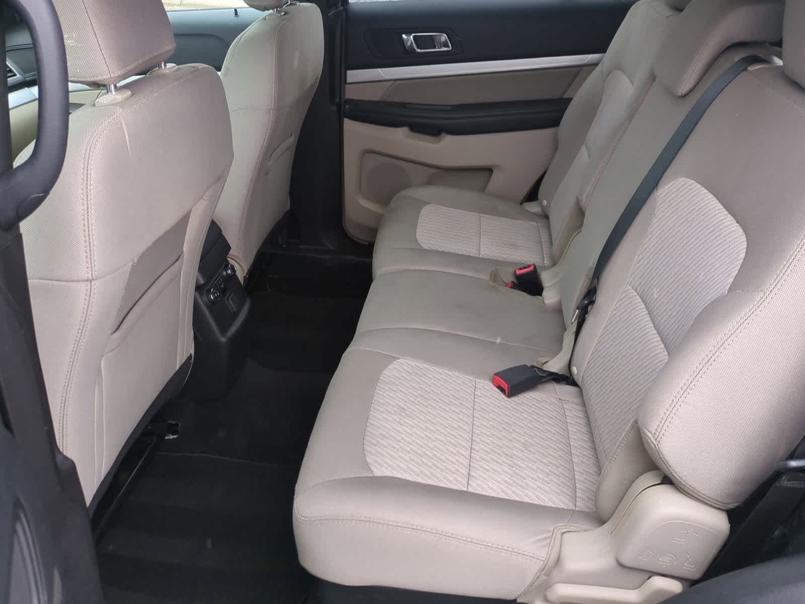 Thumbnail: 2019 Ford Explorer - 18