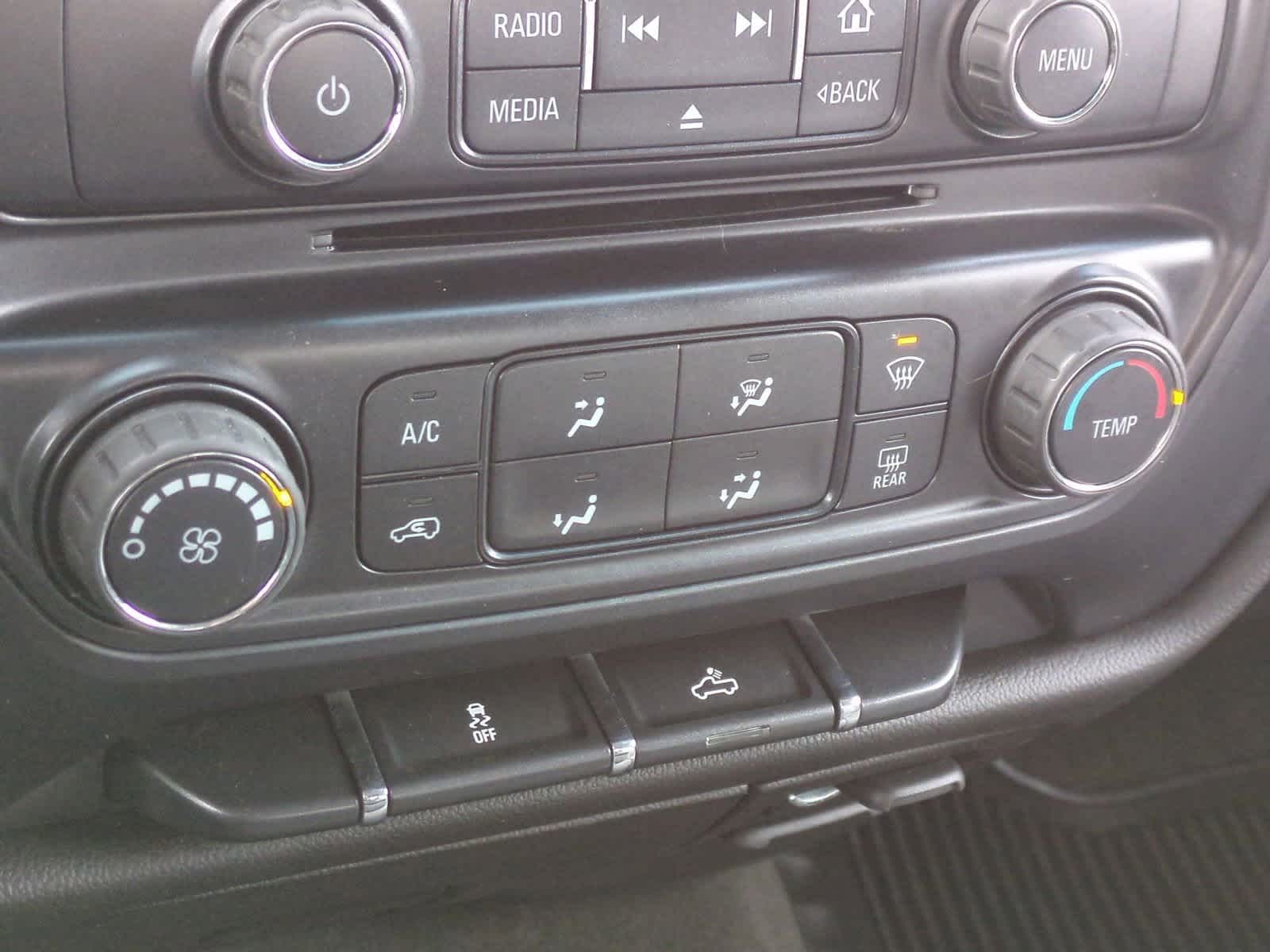 Thumbnail: 2015 GMC Sierra 1500 - 25