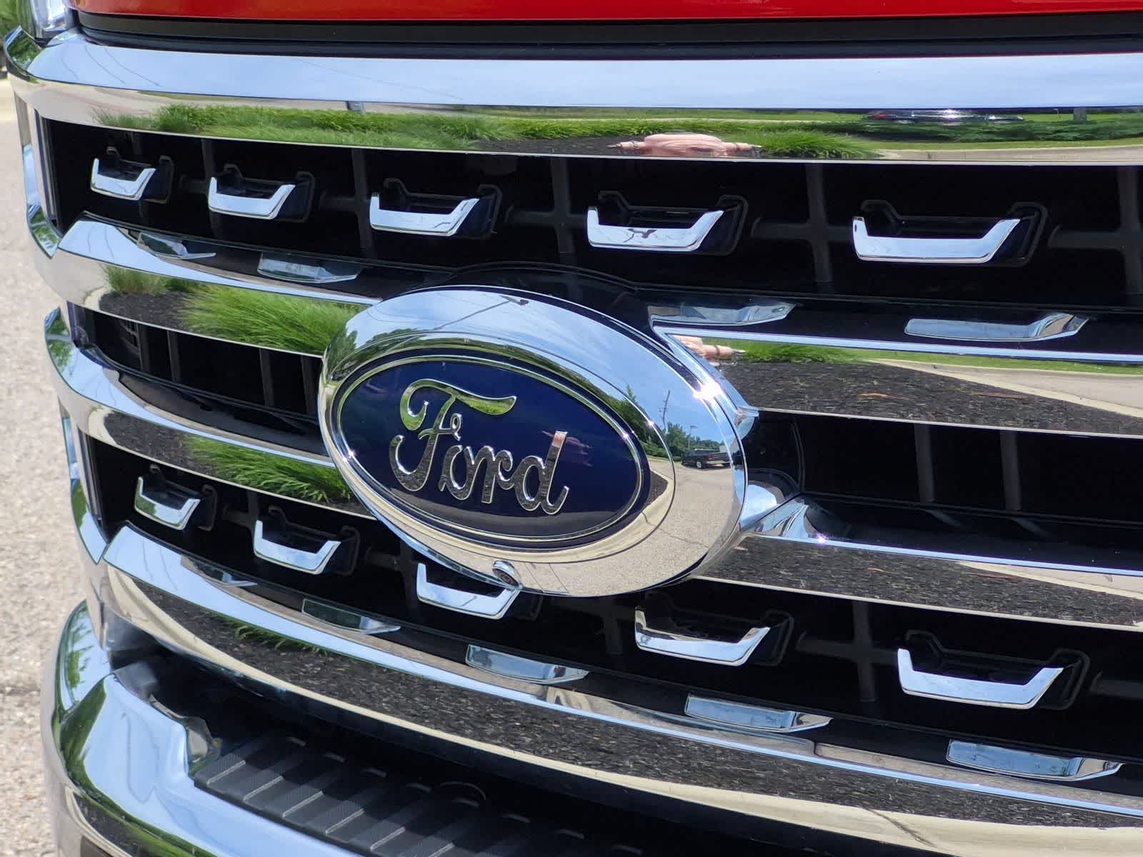 Thumbnail: 2023 Ford Econoline - 12