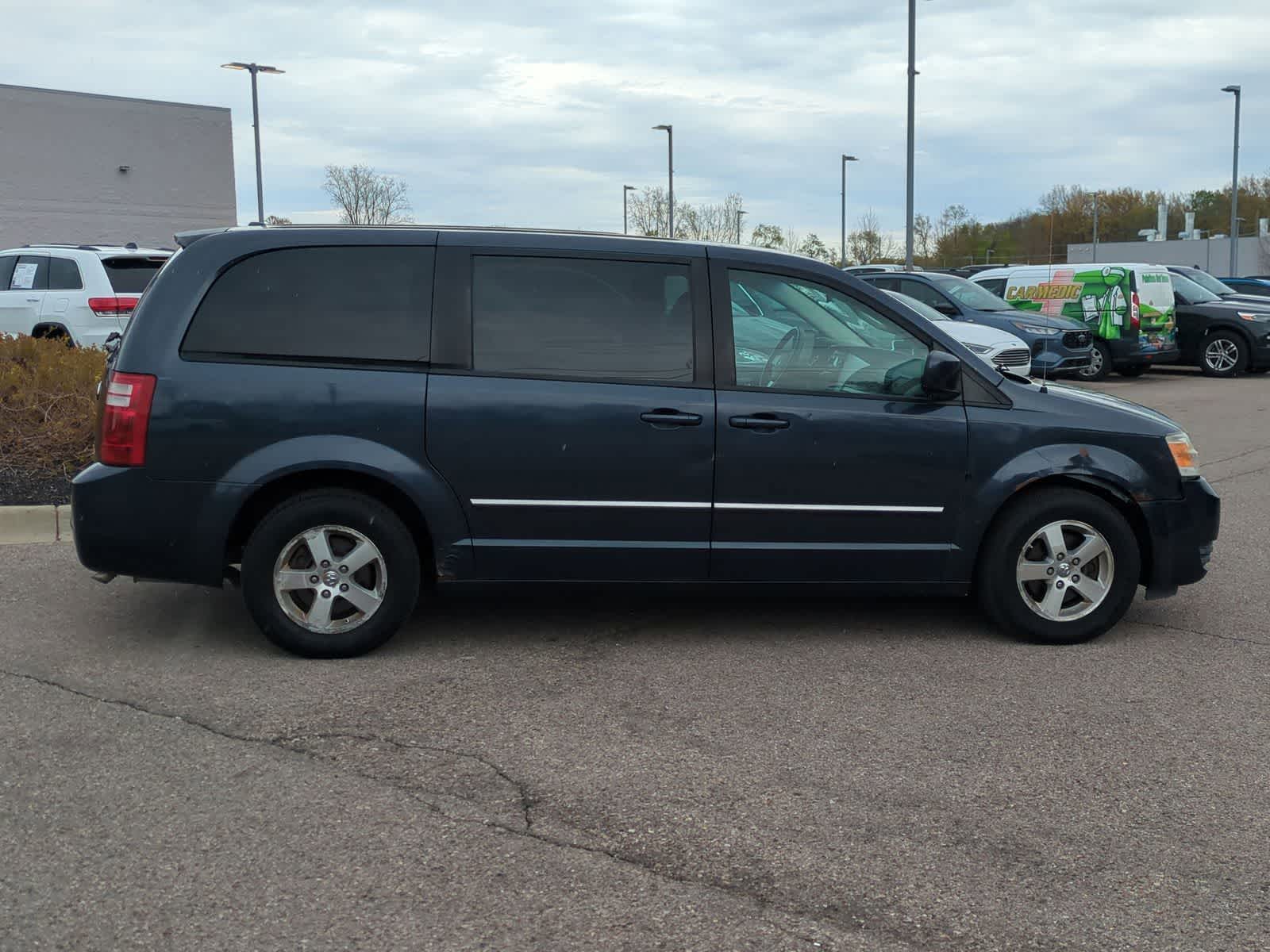 Thumbnail: 2008 Dodge Grand Caravan - 9