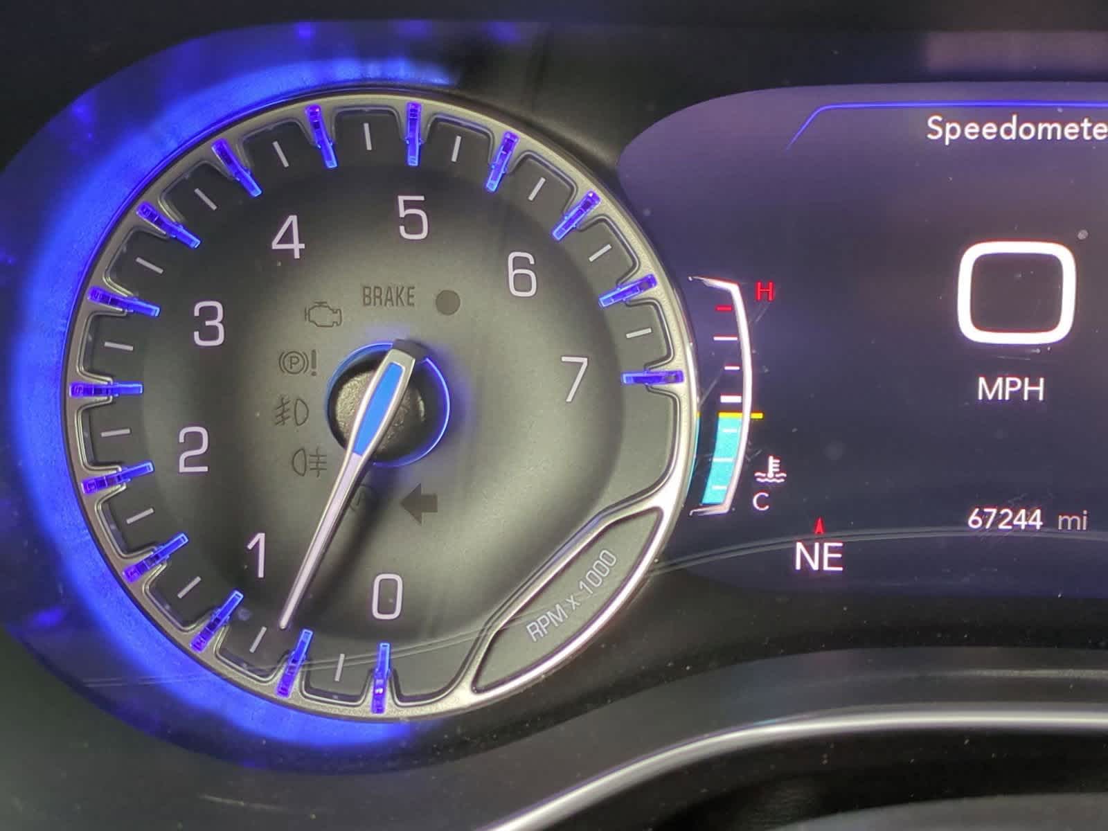 Thumbnail: 2020 Chrysler Pacifica - 37