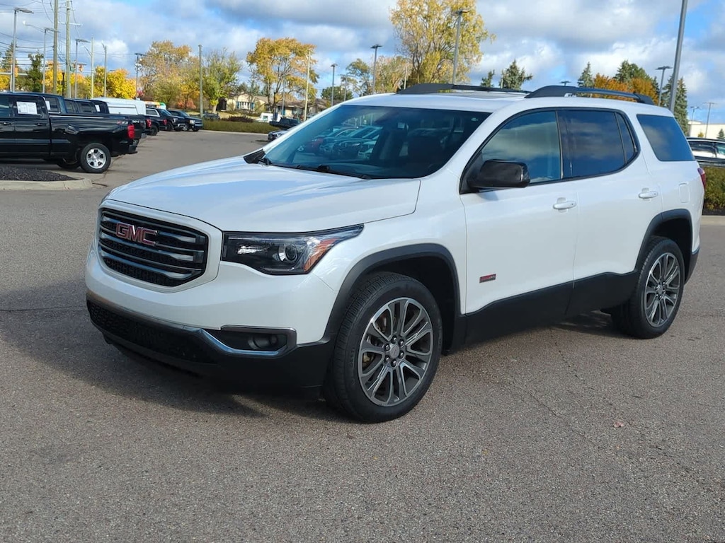 Used 2017 GMC Acadia SLT SUV