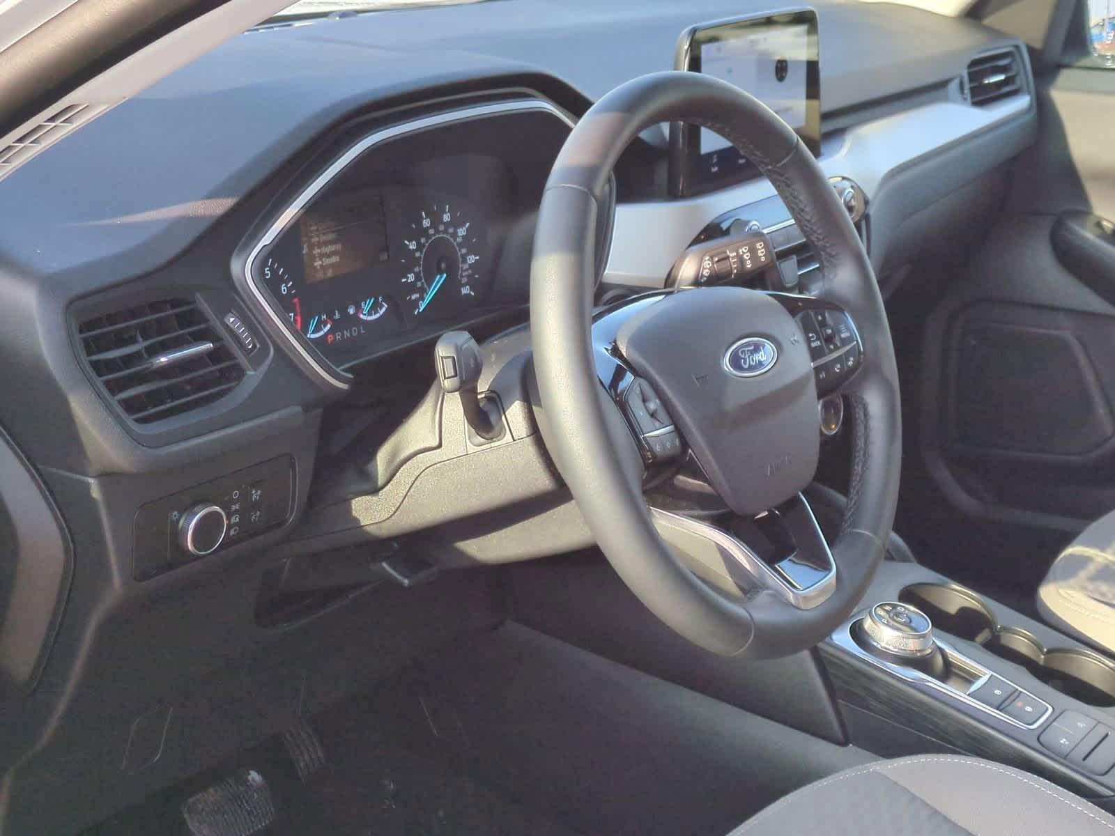 Thumbnail: 2022 Ford Escape - 10