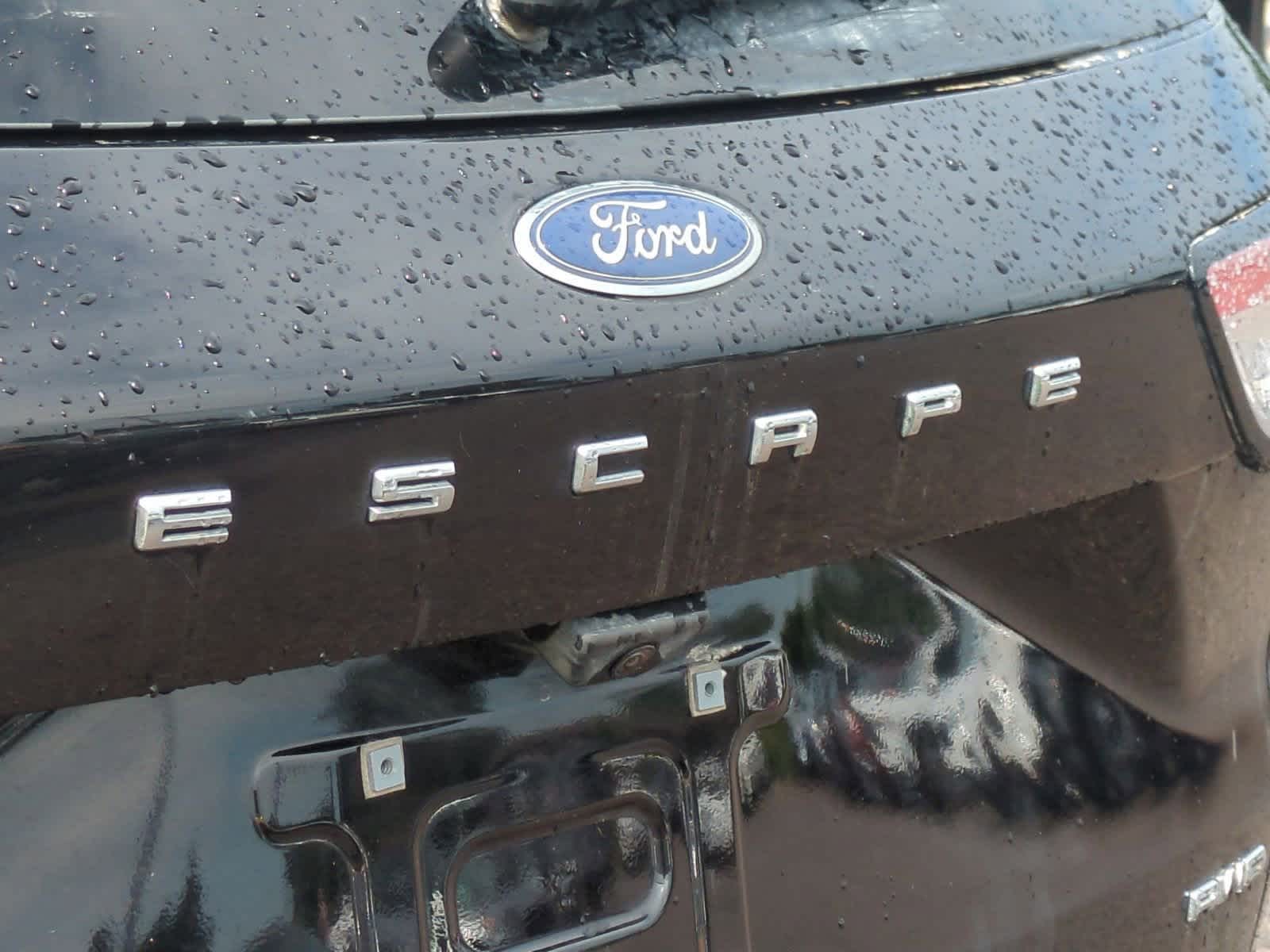 Thumbnail: 2022 Ford Escape - 13