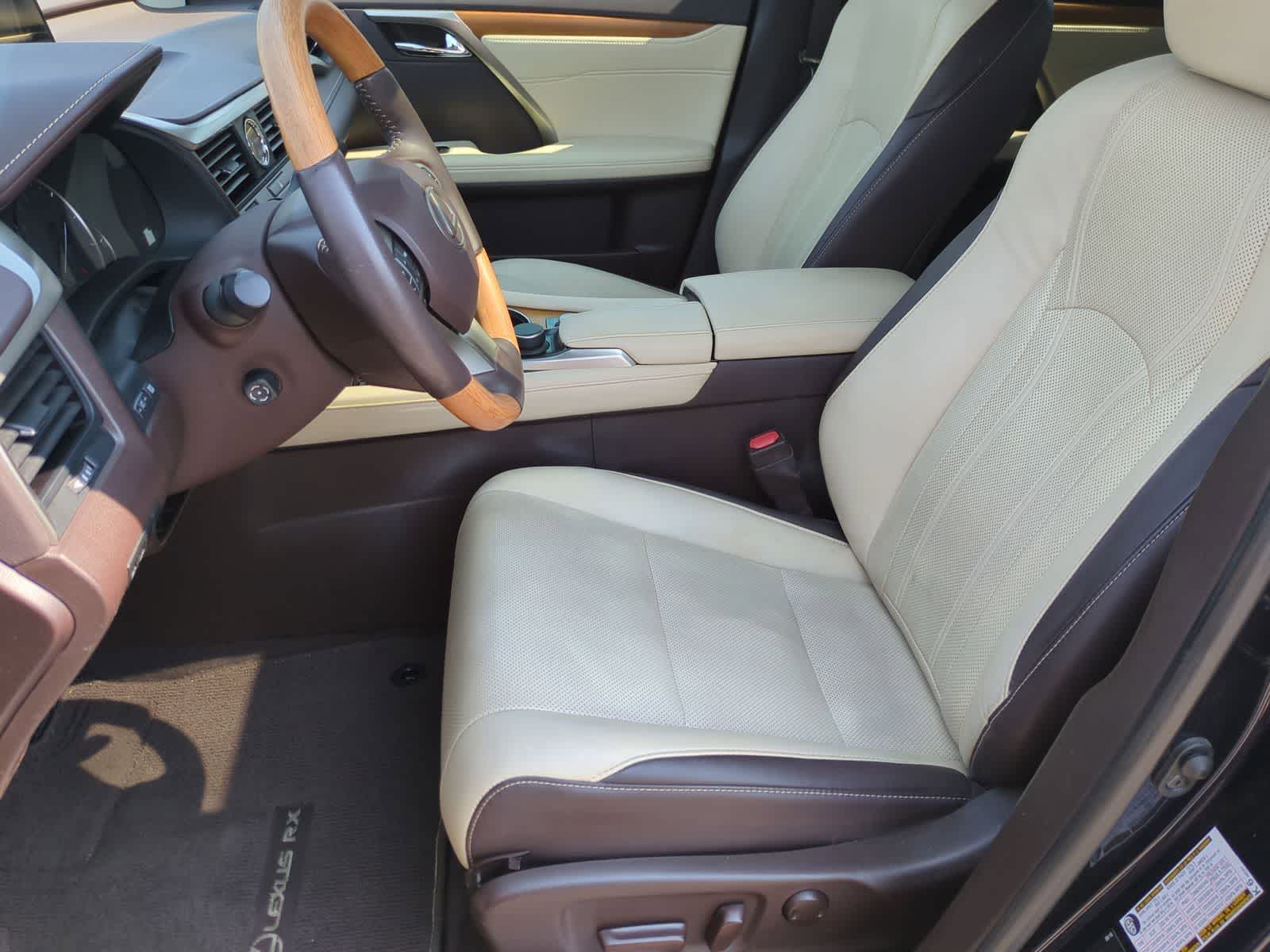 Thumbnail: 2019 Lexus RX - 16