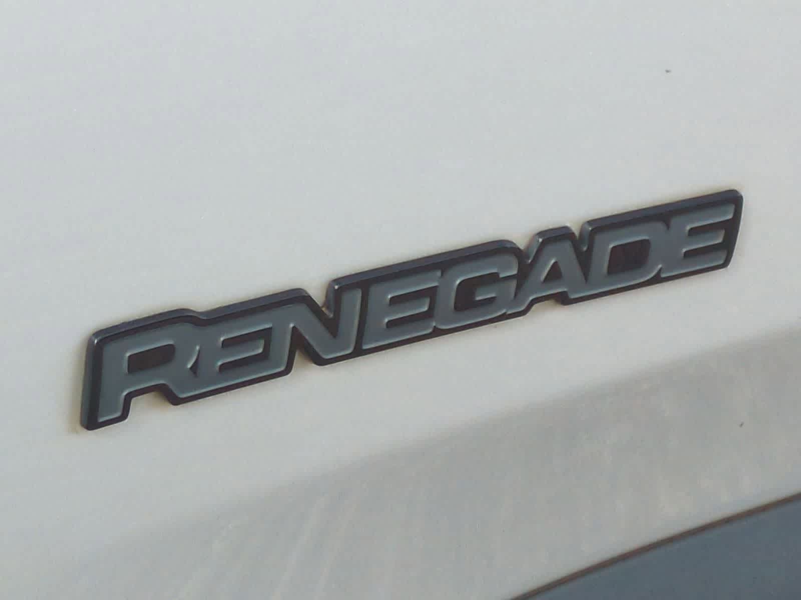 Thumbnail: 2020 Jeep Renegade - 14