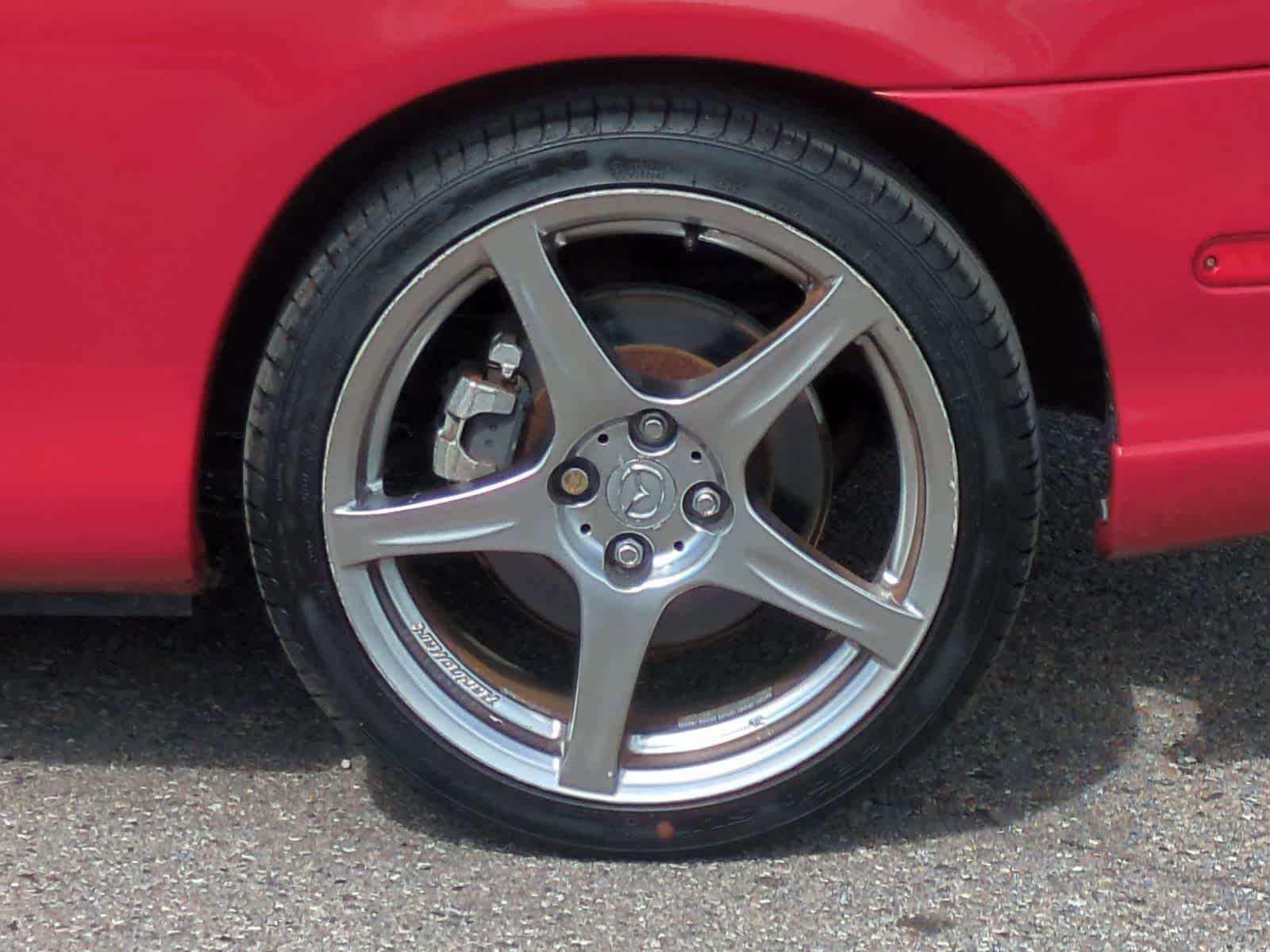 Thumbnail: 2004 Mazda MX-5 Miata - 10