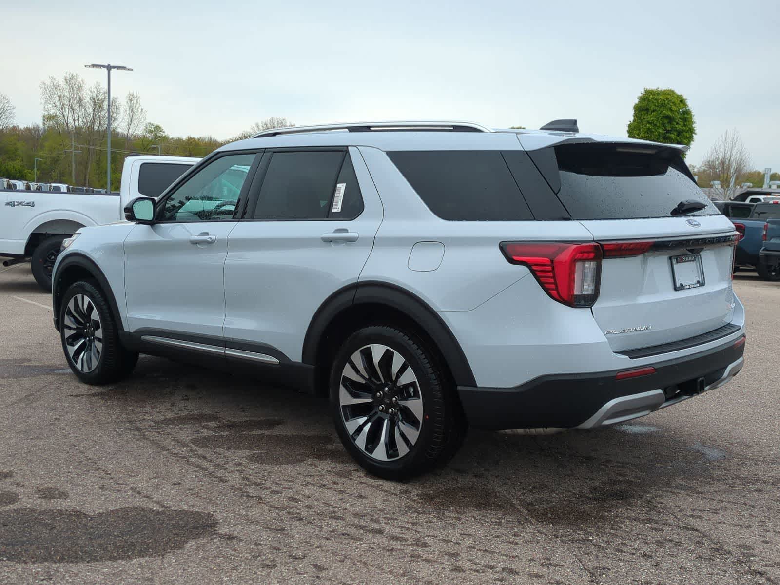 Thumbnail: 2026 Ford Explorer - 6