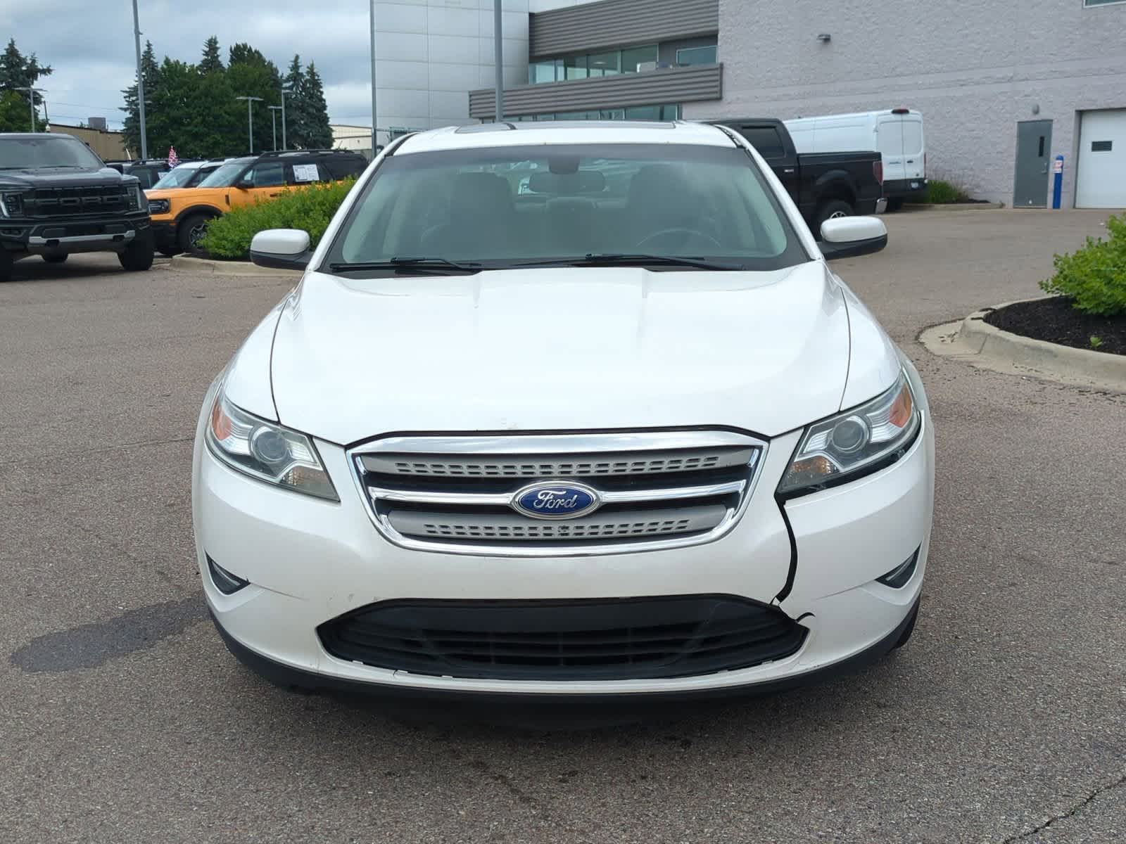 Thumbnail: 2012 Ford Taurus - 3
