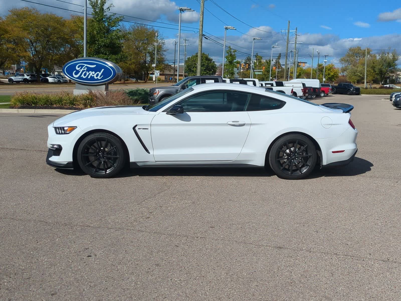 Thumbnail: 2018 Ford Mustang - 5