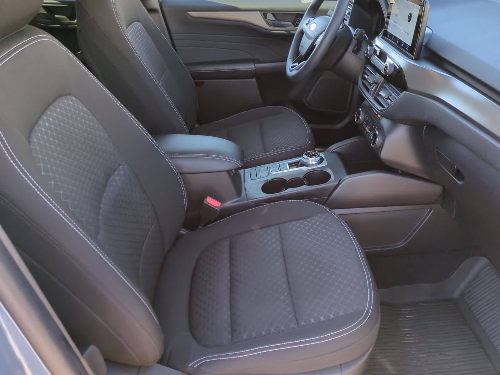 Thumbnail: 2023 Ford Escape - 21