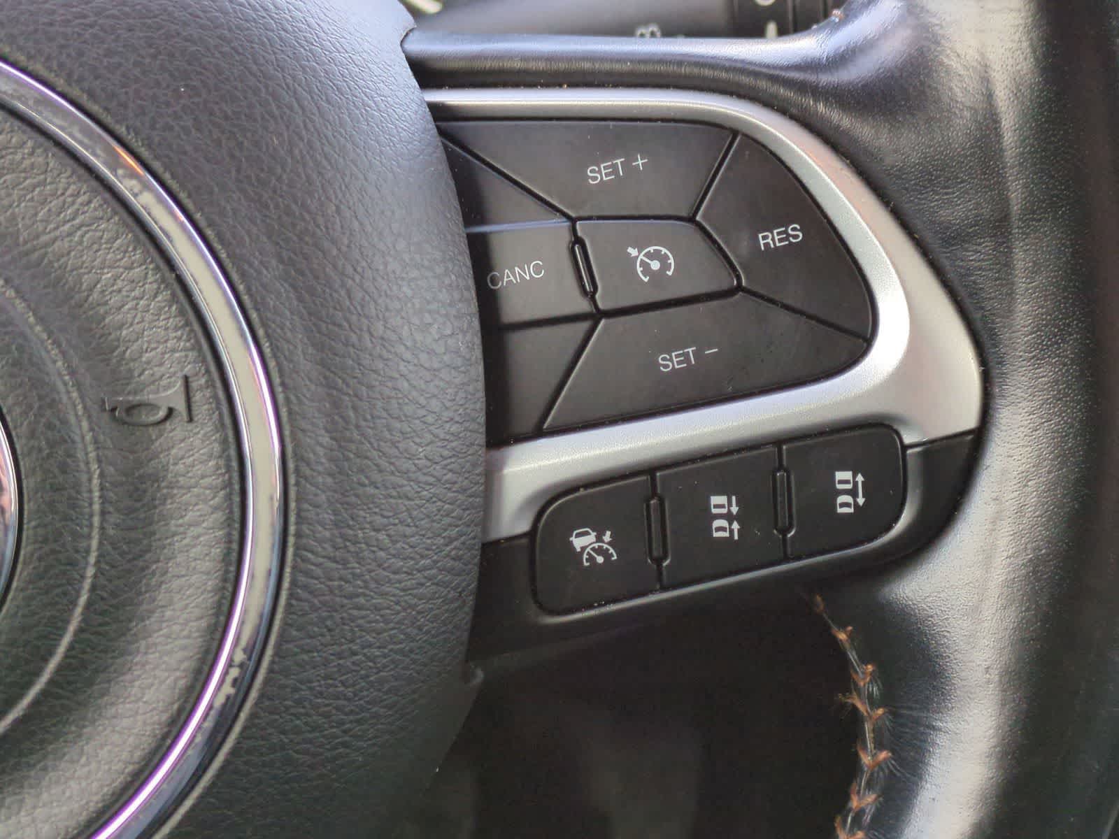 Thumbnail: 2021 Jeep Compass - 24