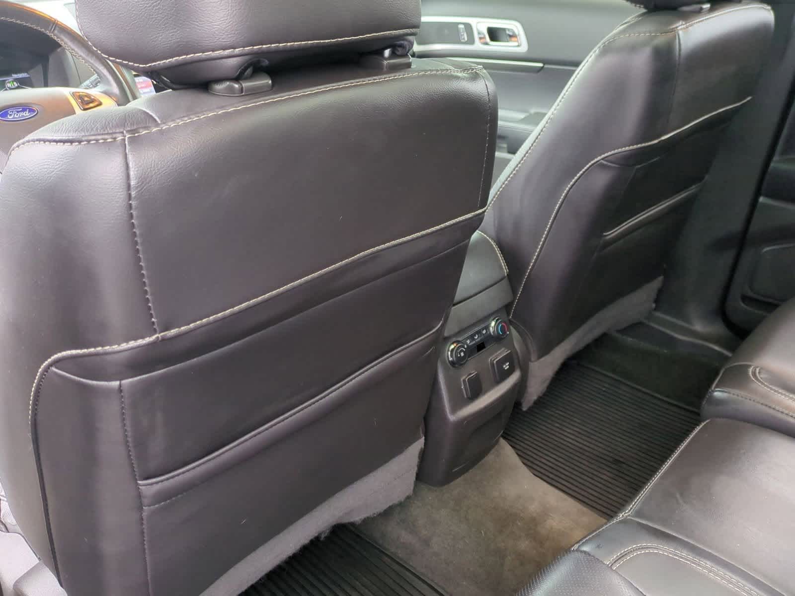 Thumbnail: 2015 Ford Explorer - 18