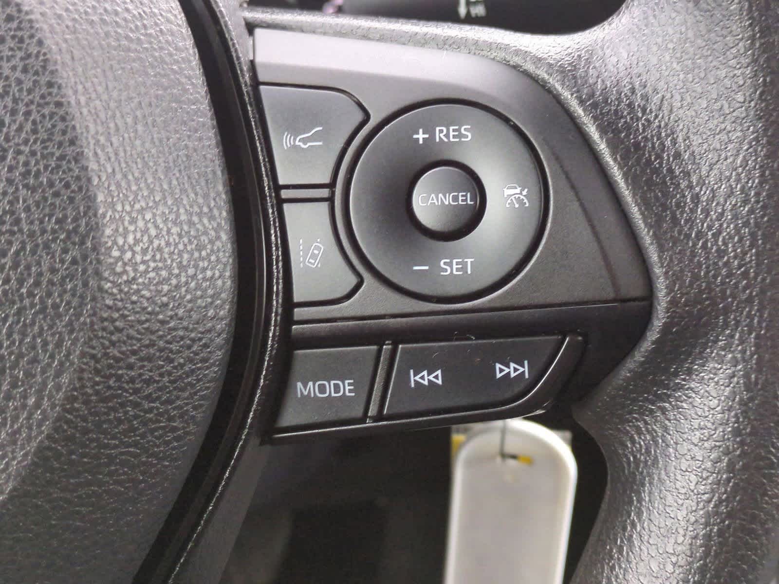 Thumbnail: 2023 Toyota RAV4 - 24