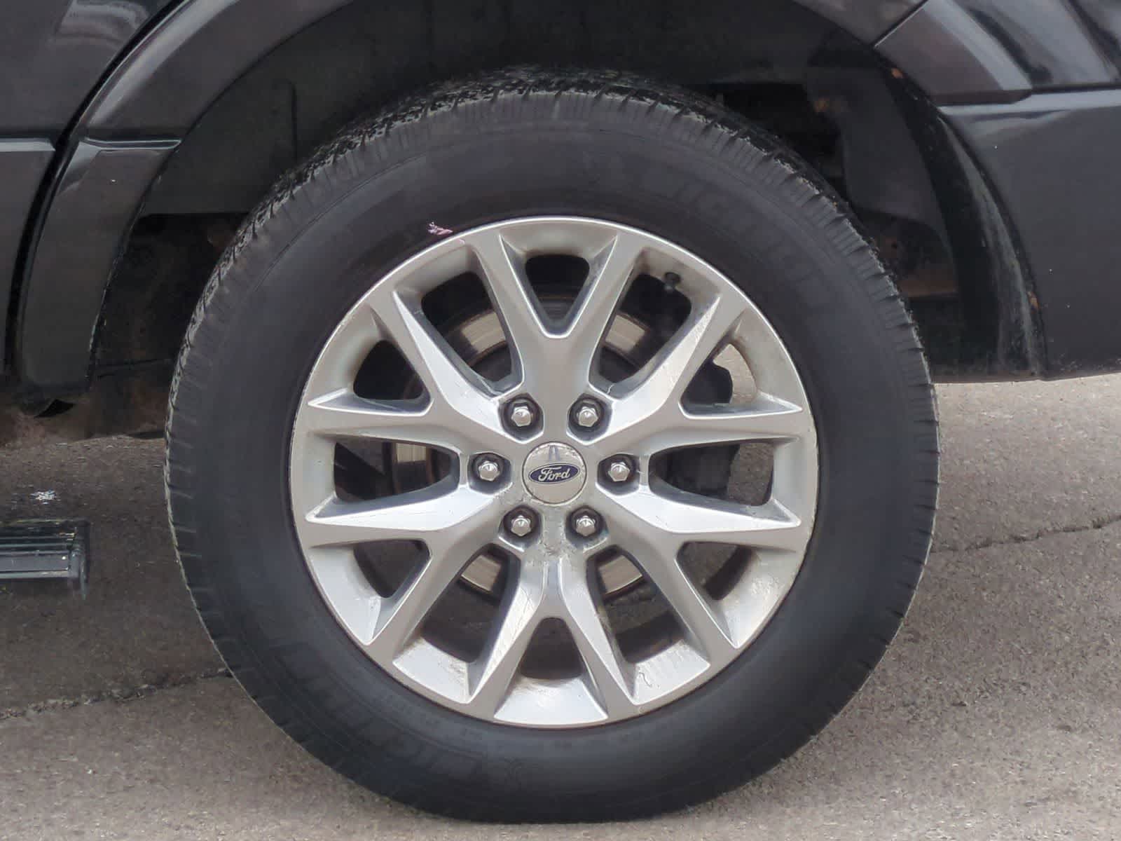 Thumbnail: 2015 Ford Expedition - 14