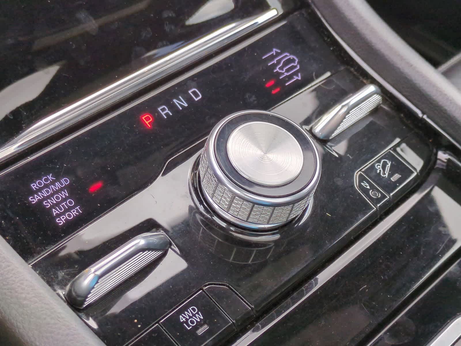 Thumbnail: 2022 Jeep Grand Cherokee - 34