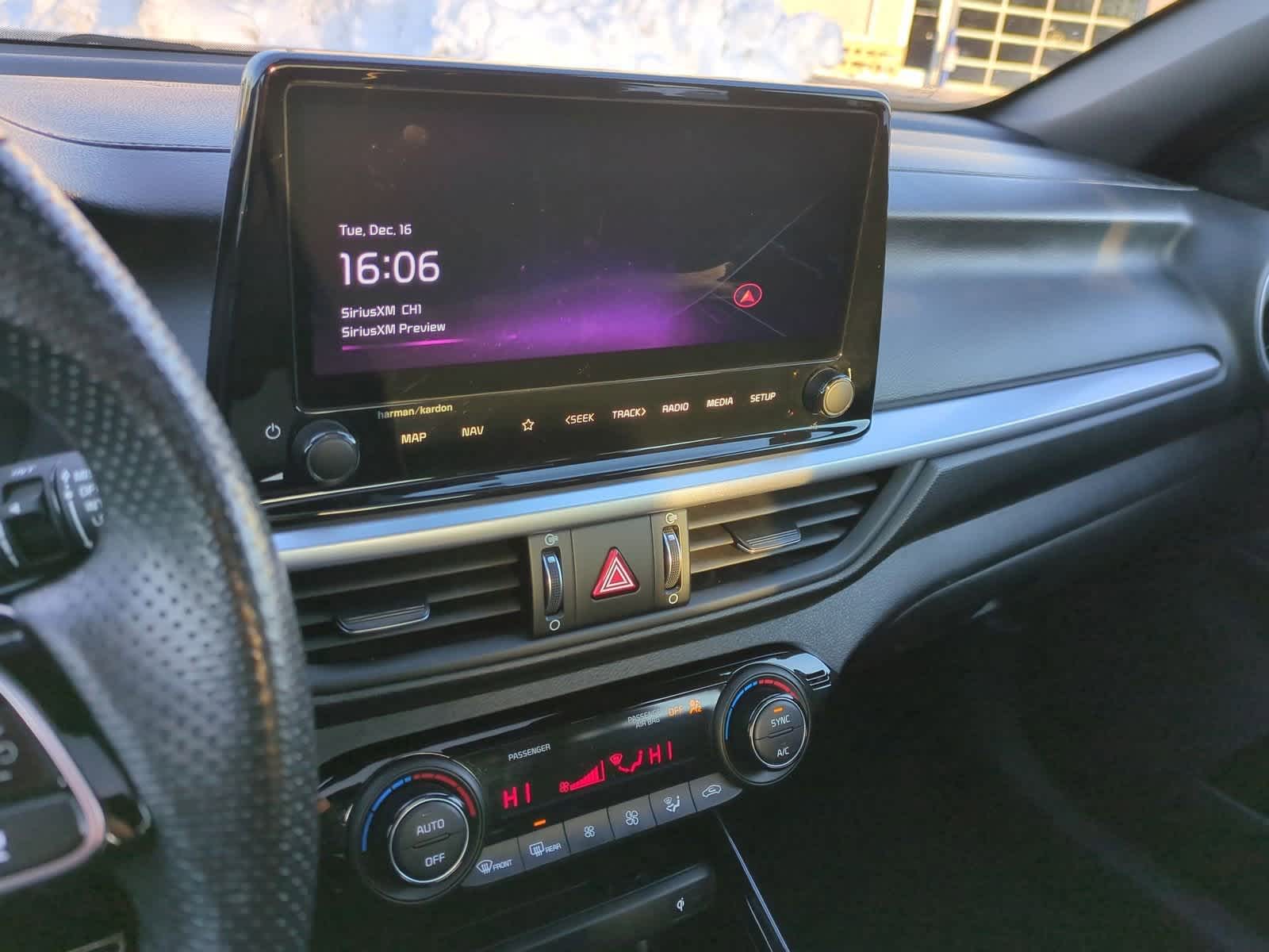 Thumbnail: 2023 Kia Forte - 29