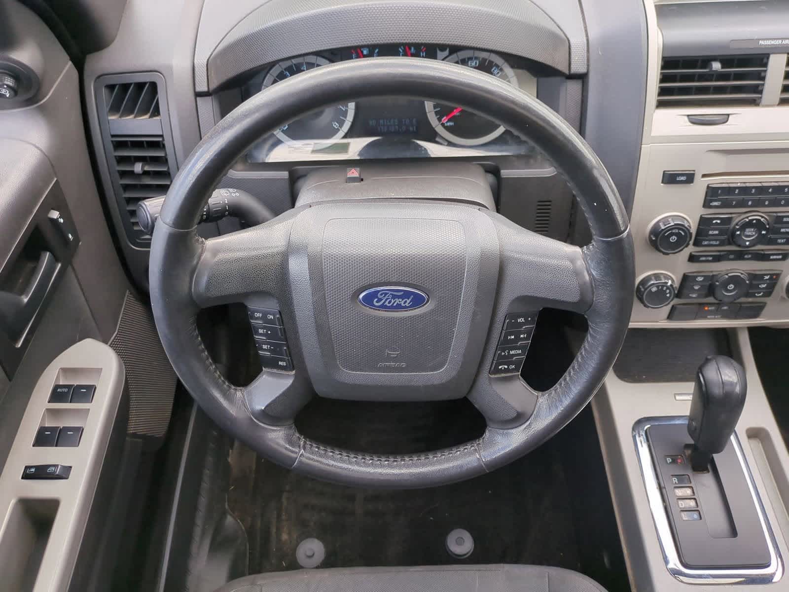 Thumbnail: 2011 Ford Escape - 24