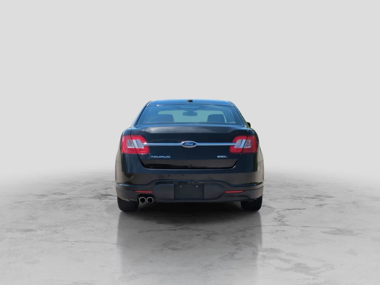 Thumbnail: 2011 Ford Taurus - 7