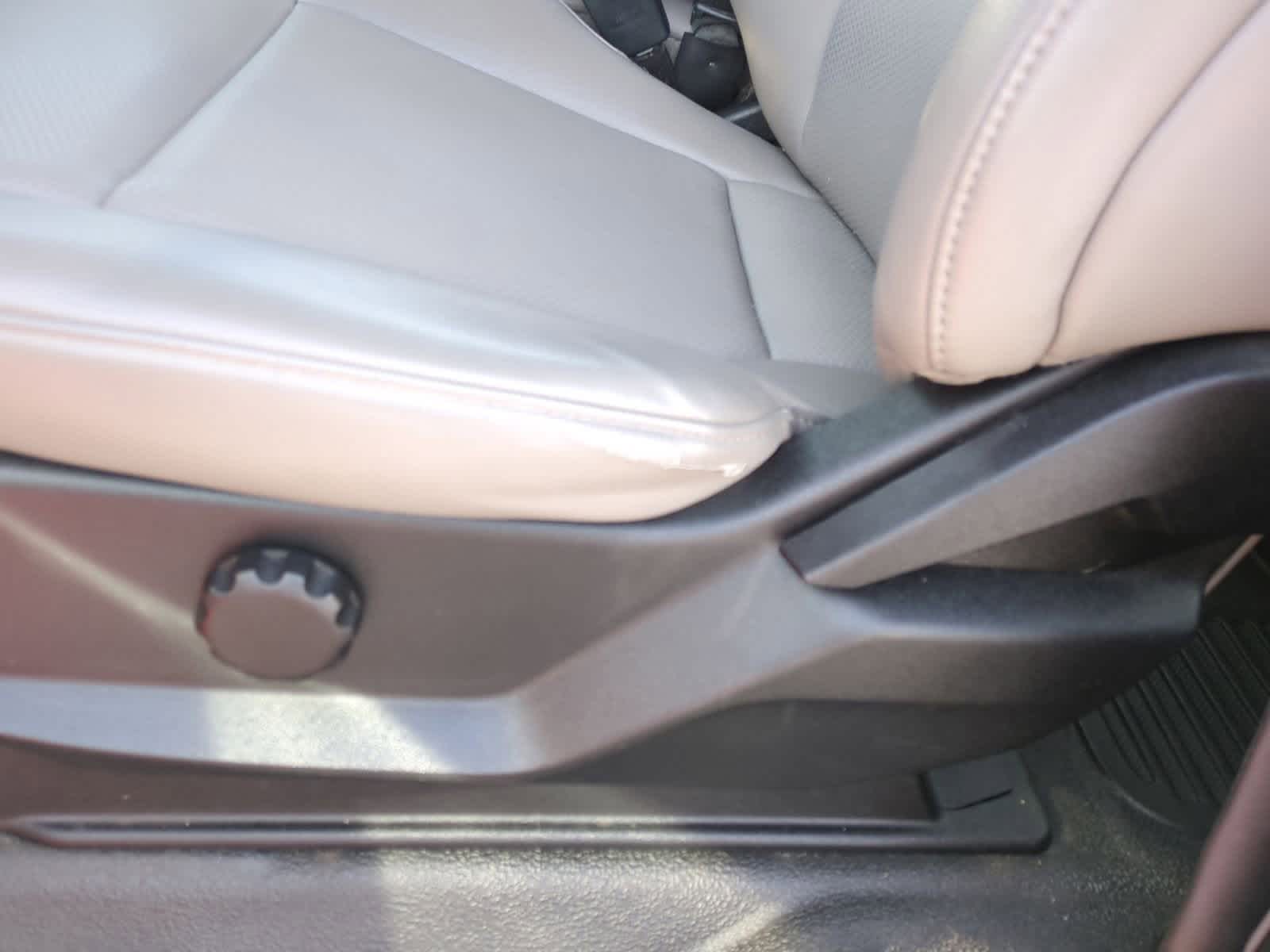 Thumbnail: 2020 Ford Econoline - 17