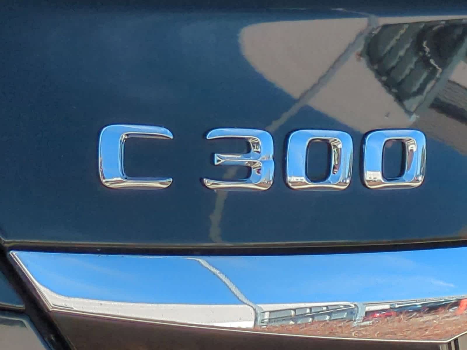 Thumbnail: 2015 Mercedes-Benz C-Class - 13
