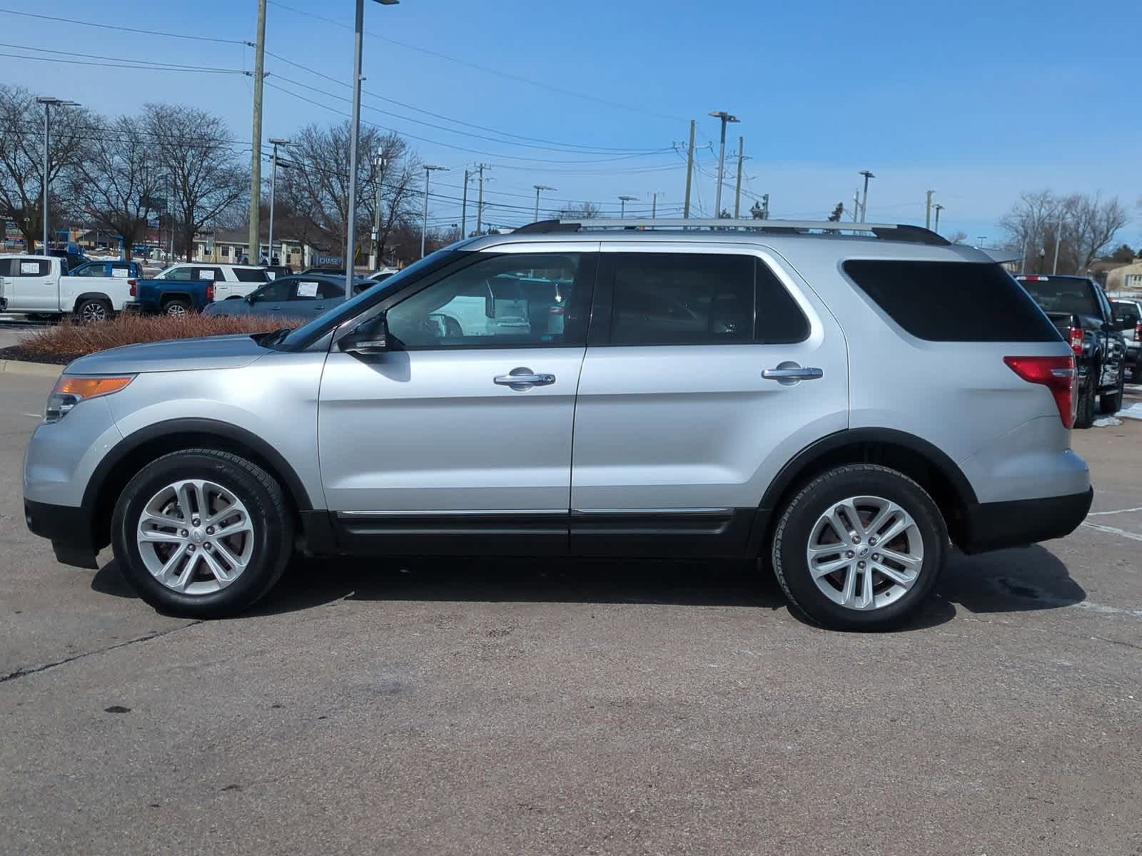 Thumbnail: 2014 Ford Explorer - 5