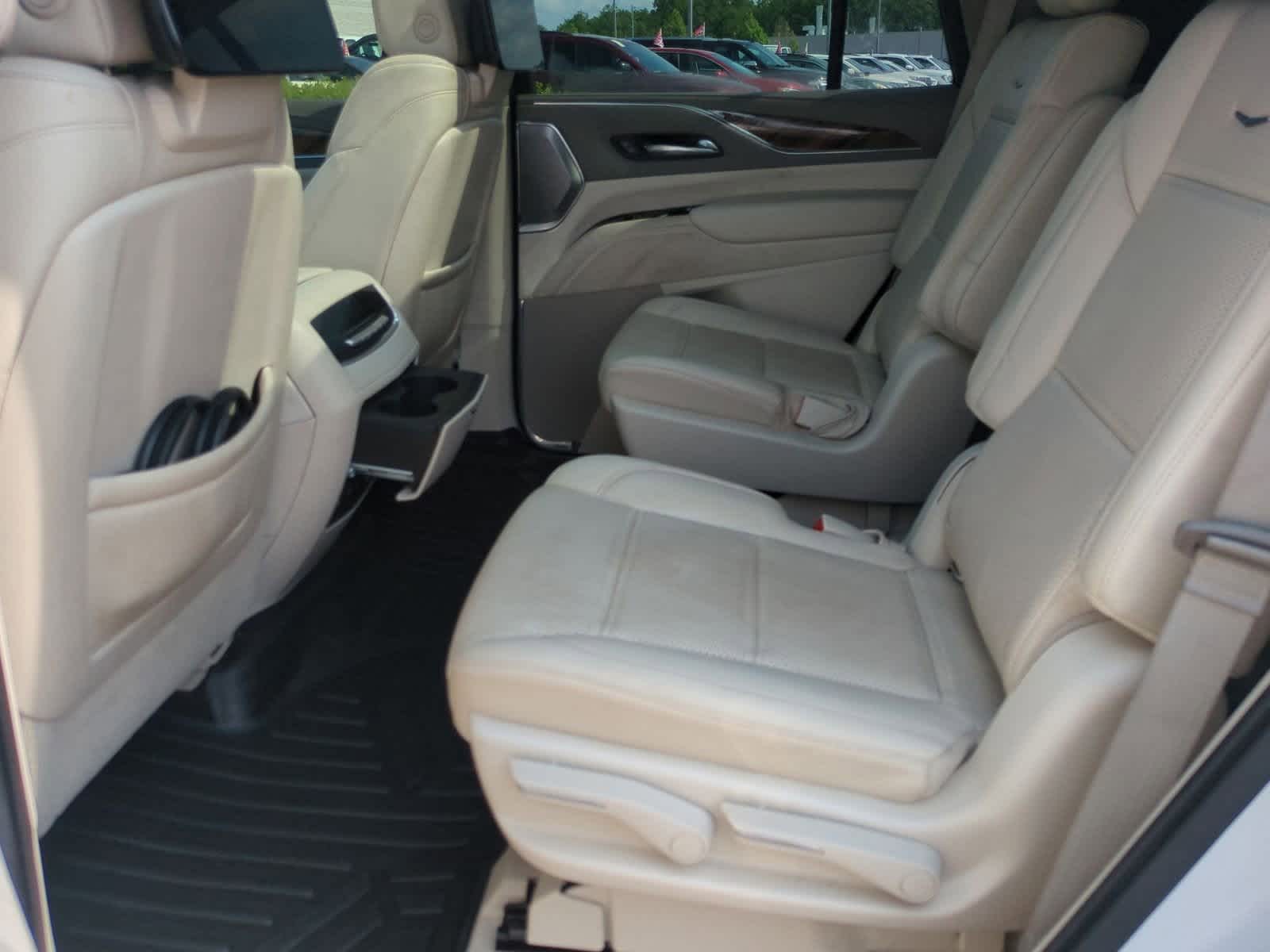 Thumbnail: 2021 Cadillac Escalade - 20