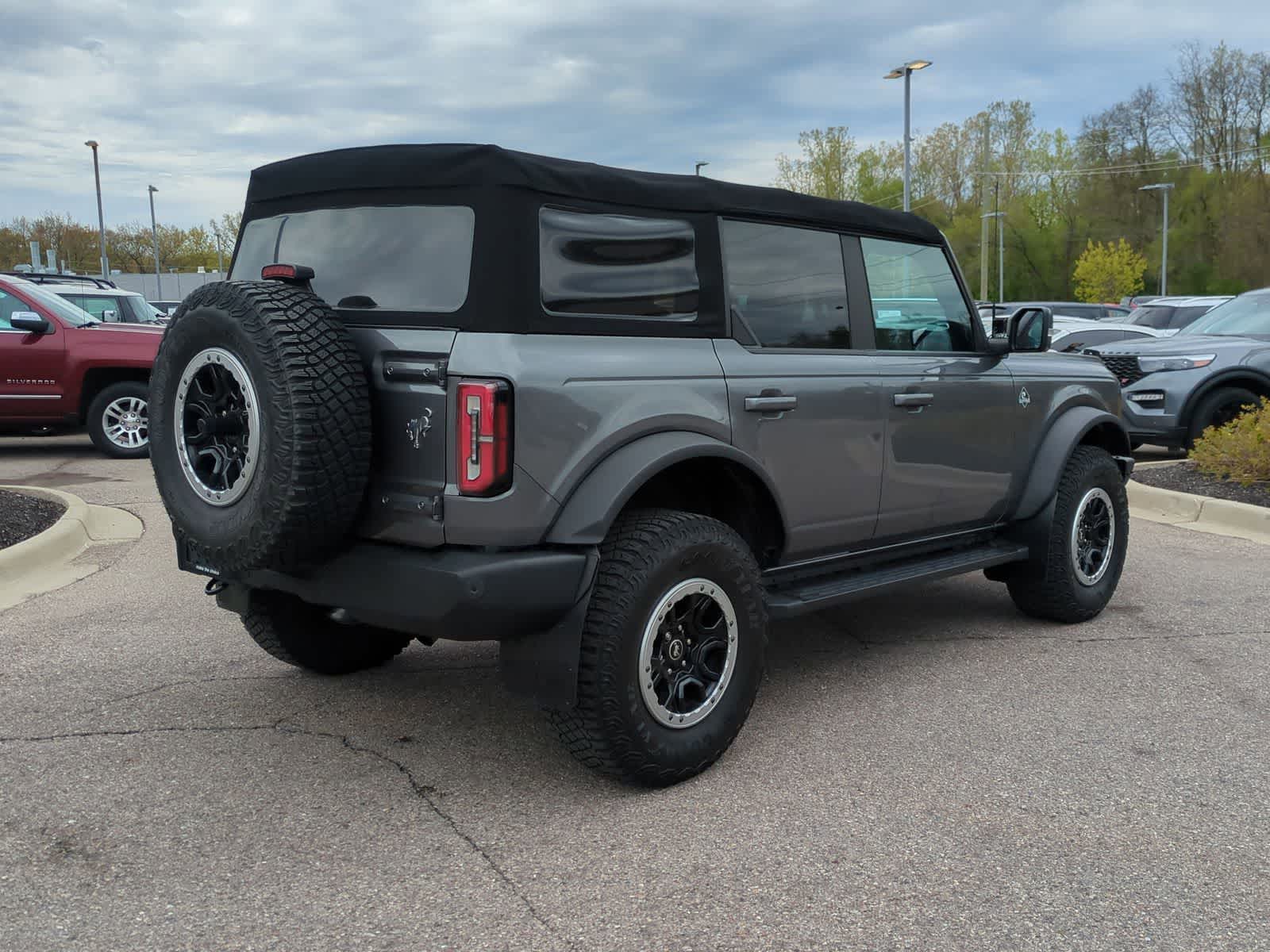 Thumbnail: 2022 Ford Bronco - 7