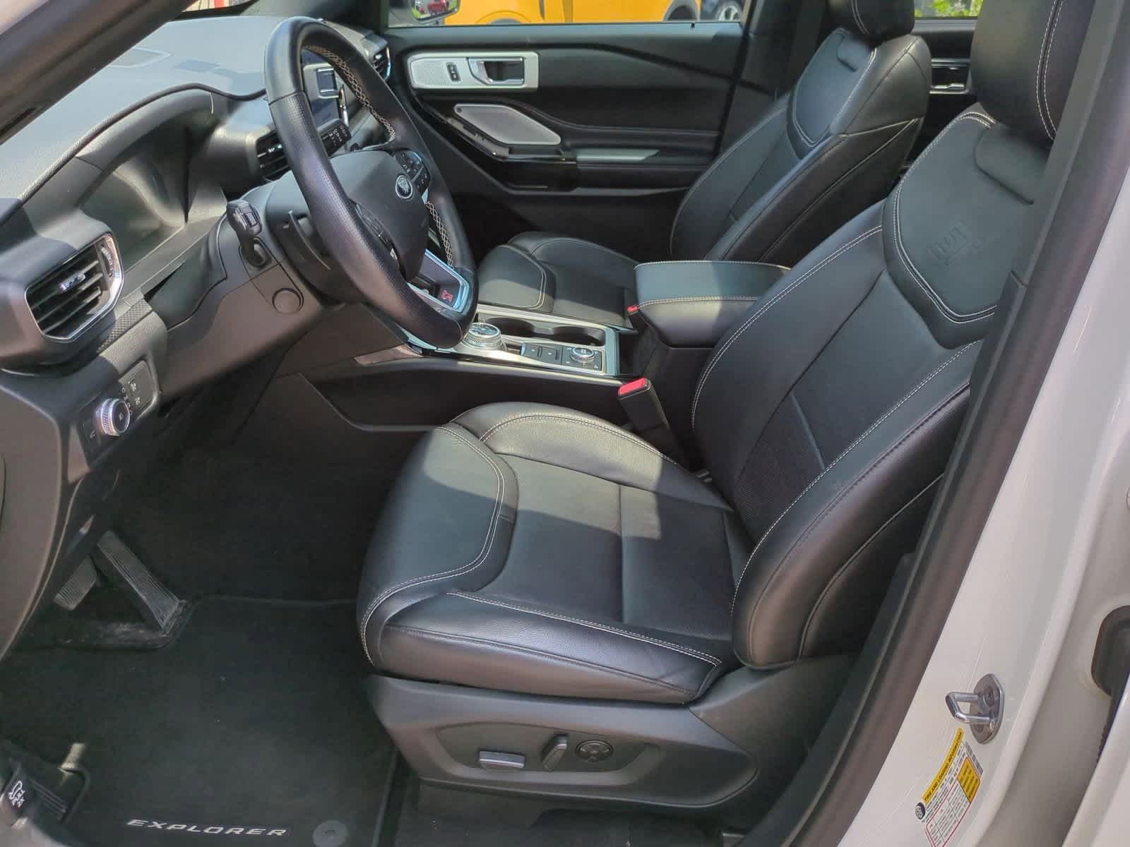 Thumbnail: 2021 Ford Explorer - 16