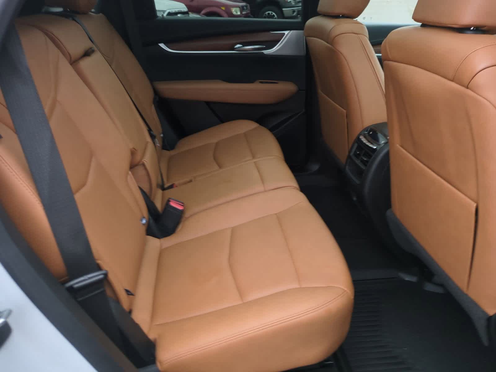 Thumbnail: 2023 Cadillac XT5 - 21