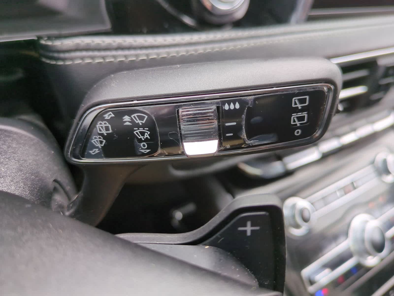 Thumbnail: 2022 Lincoln Corsair - 27