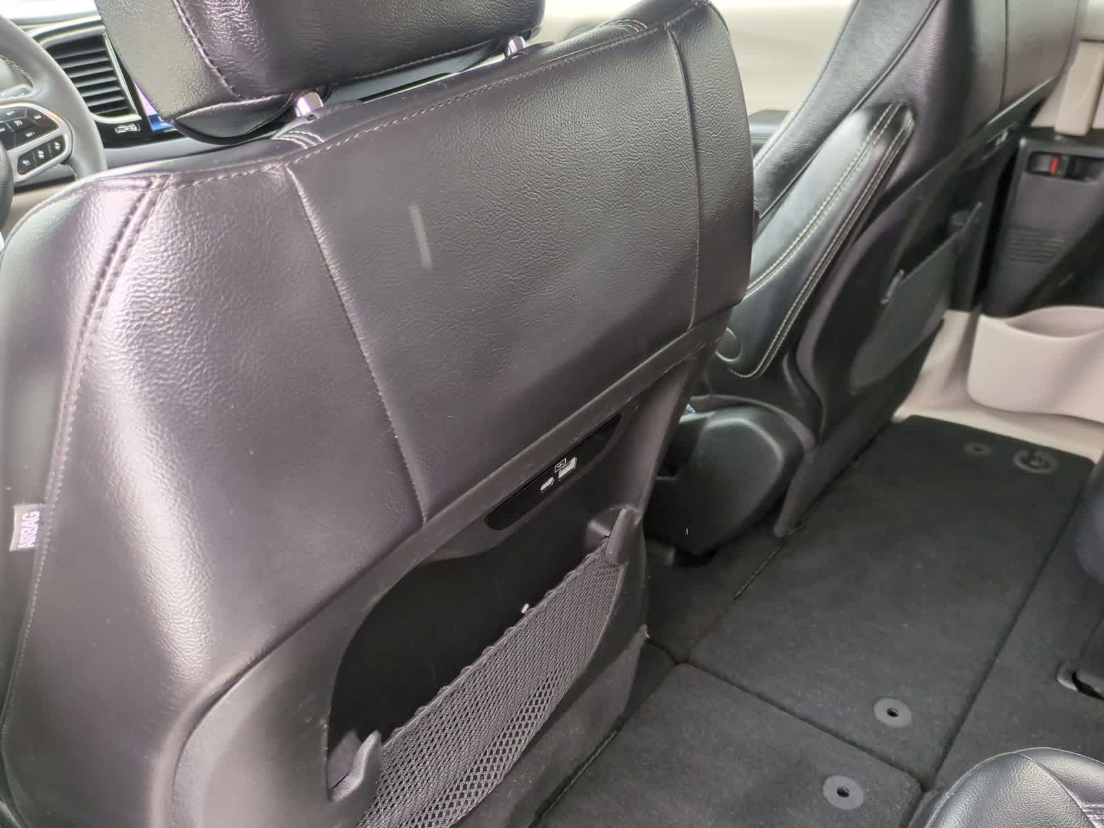 Thumbnail: 2022 Chrysler Pacifica - 18