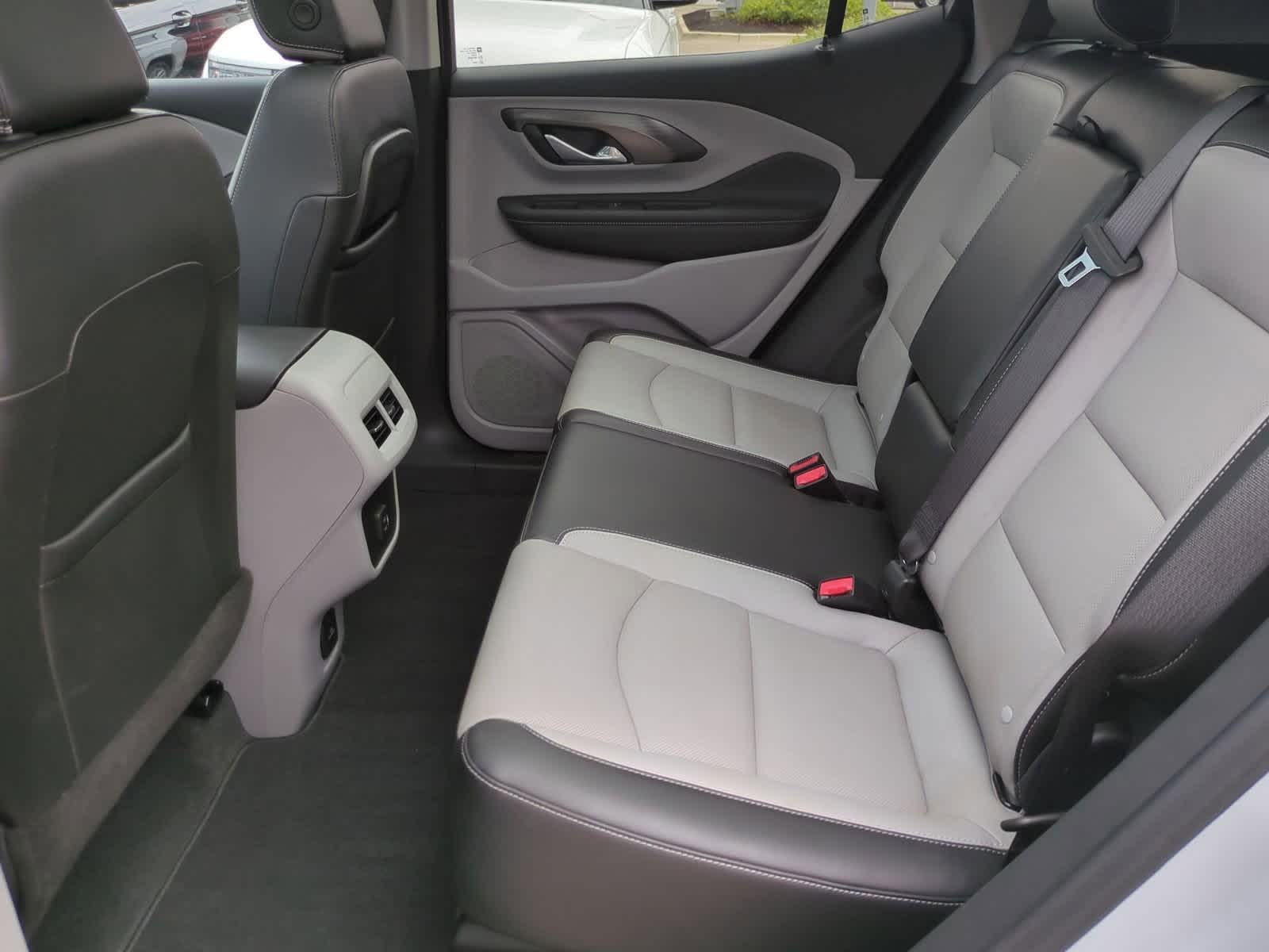 Thumbnail: 2022 GMC Terrain - 20