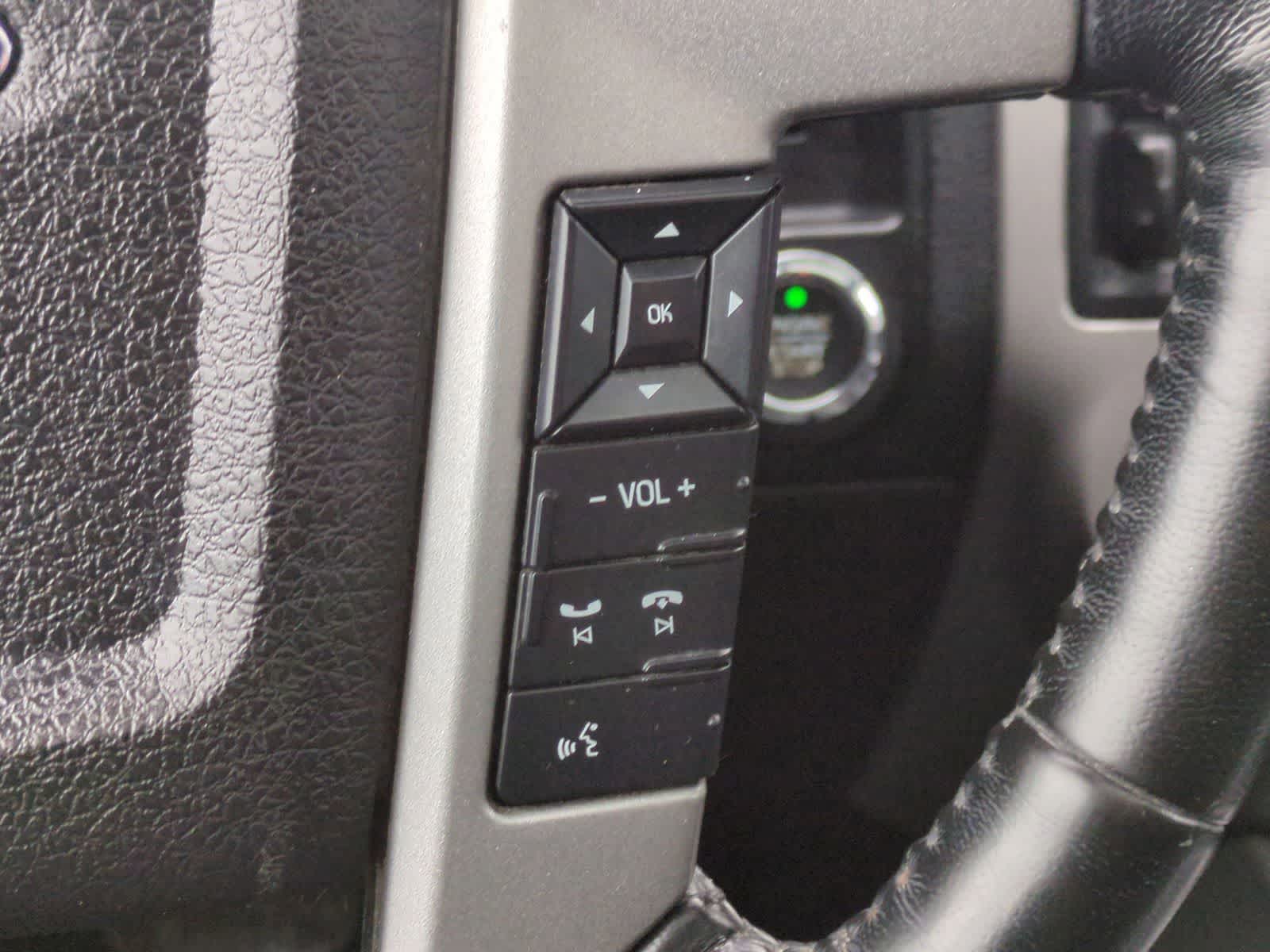 Thumbnail: 2015 Ford Expedition - 28